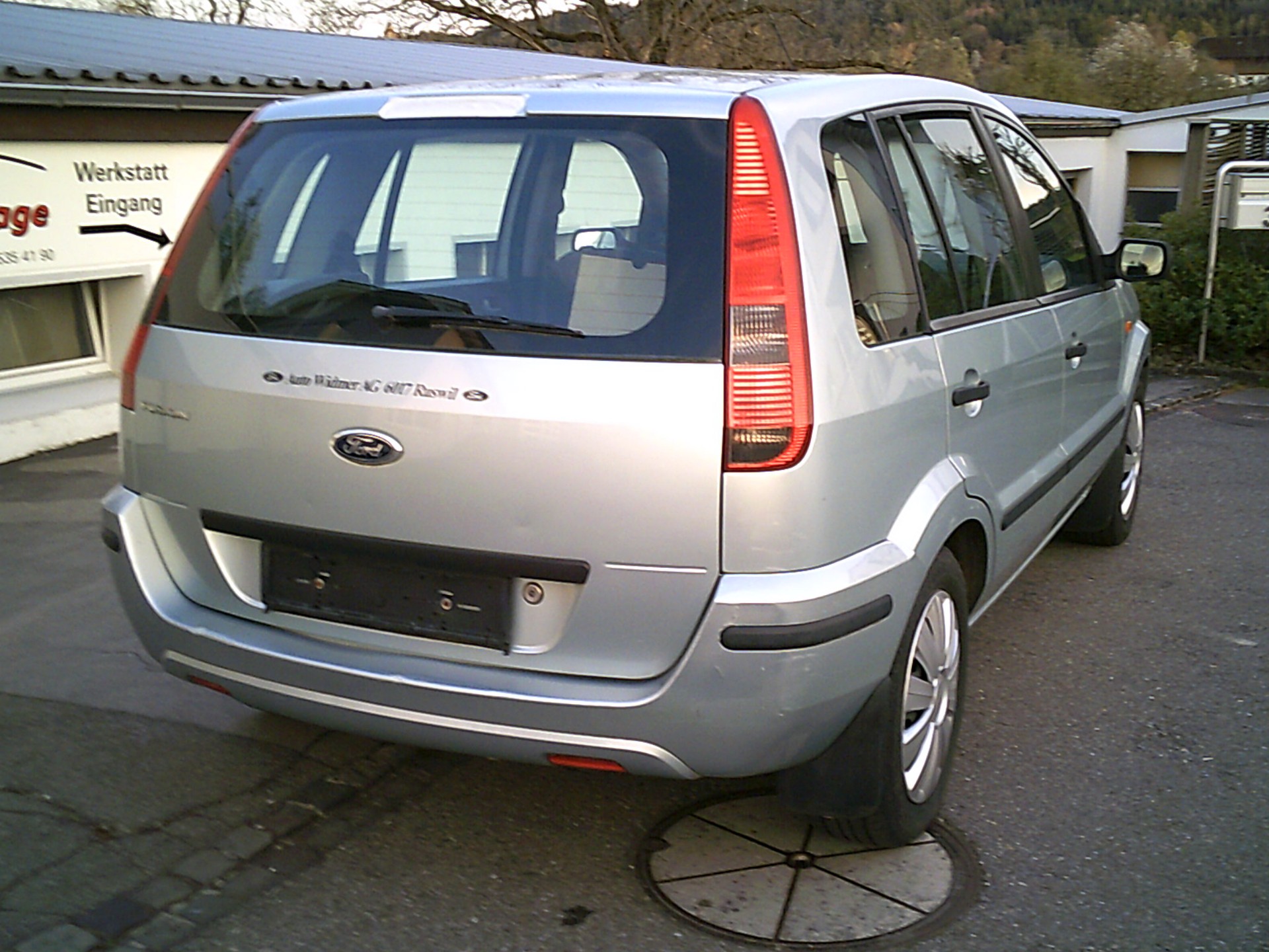 FORD Fusion 1.6 16V Trend-image-1