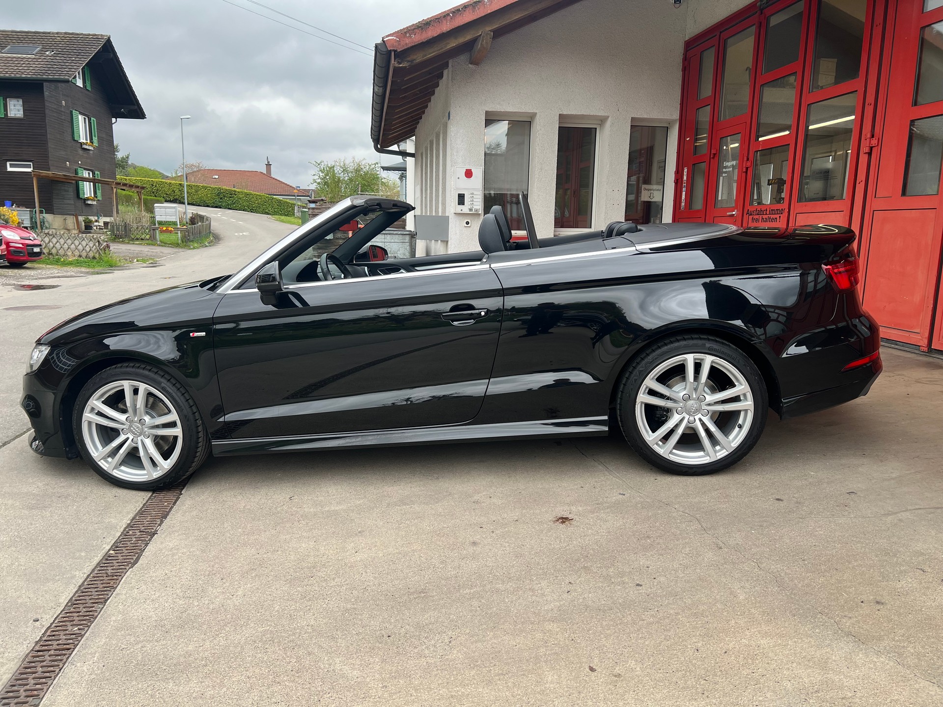 AUDI A3 Cabriolet 1.4 TFSI Sport S-tronic-showroom-element-2