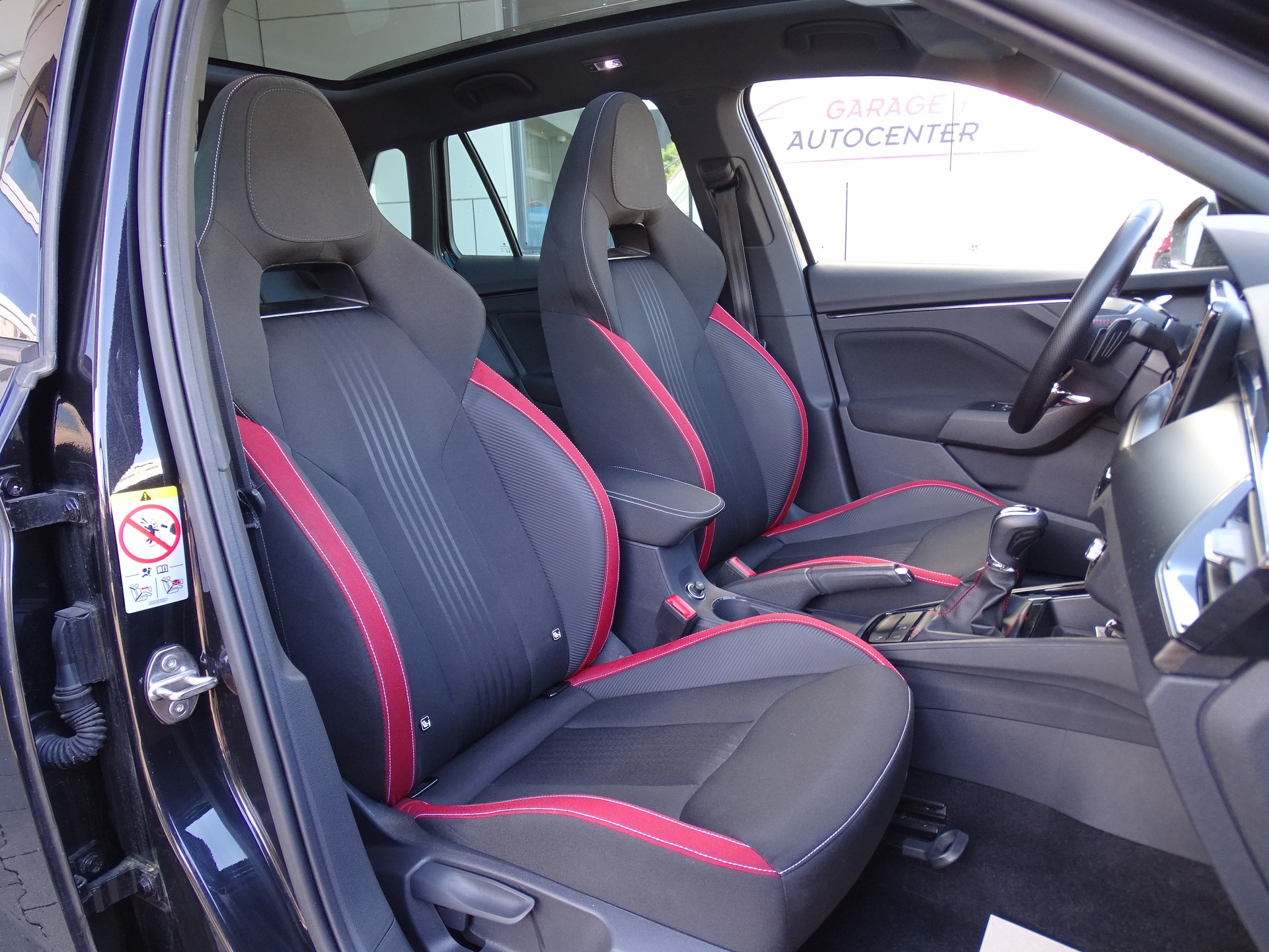 SKODA Kamiq 1.0 TSI Monte Carlo DSG-image-19