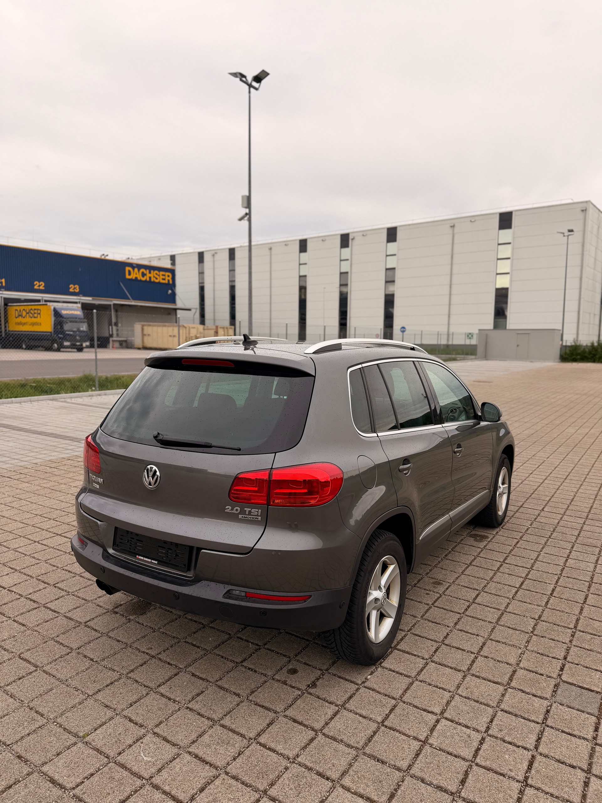 VW Tiguan 2.0 TSI Sport&Style 4Motion-image-8