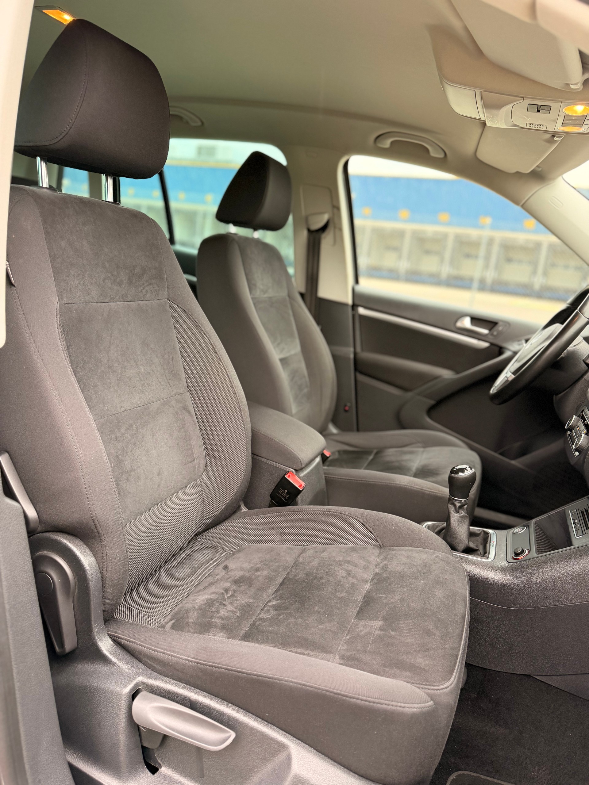 VW Tiguan 2.0 TSI Sport&Style 4Motion-image-23