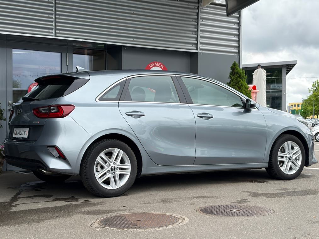 KIA Ceed 1.4 T-GDi Power 25+ DCT-image-2