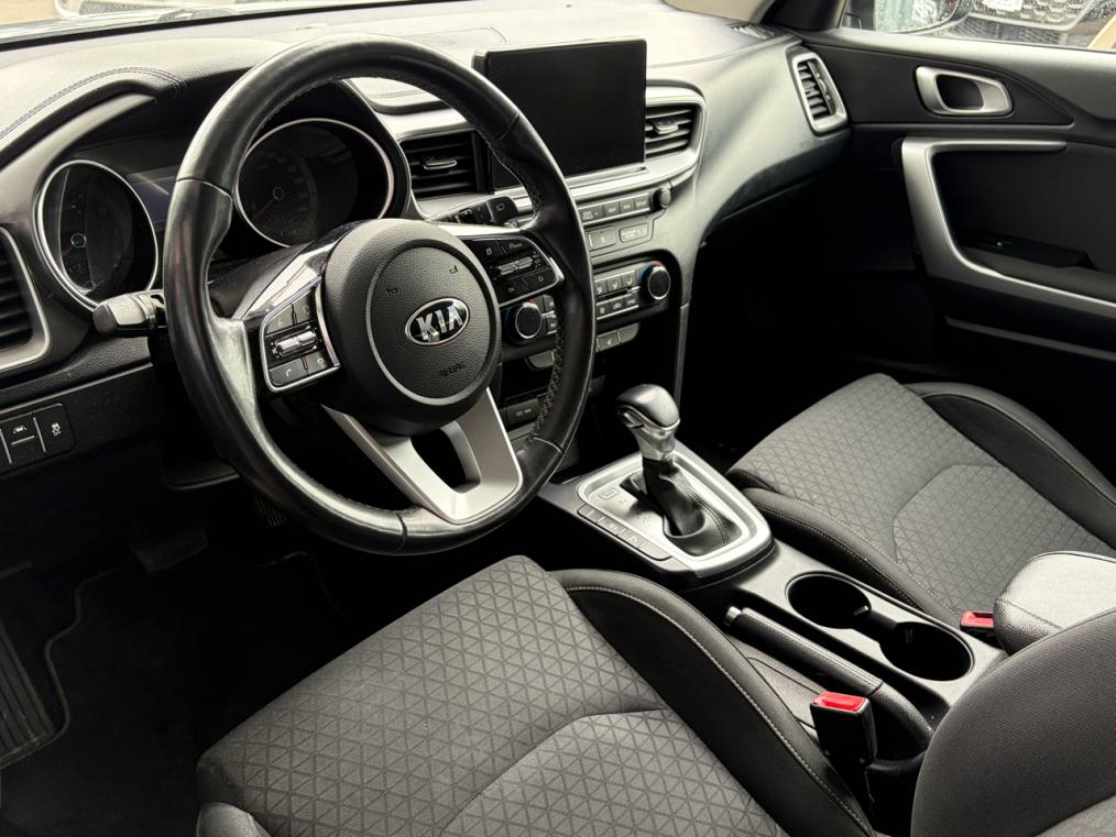 KIA Ceed 1.4 T-GDi Power 25+ DCT-image-3