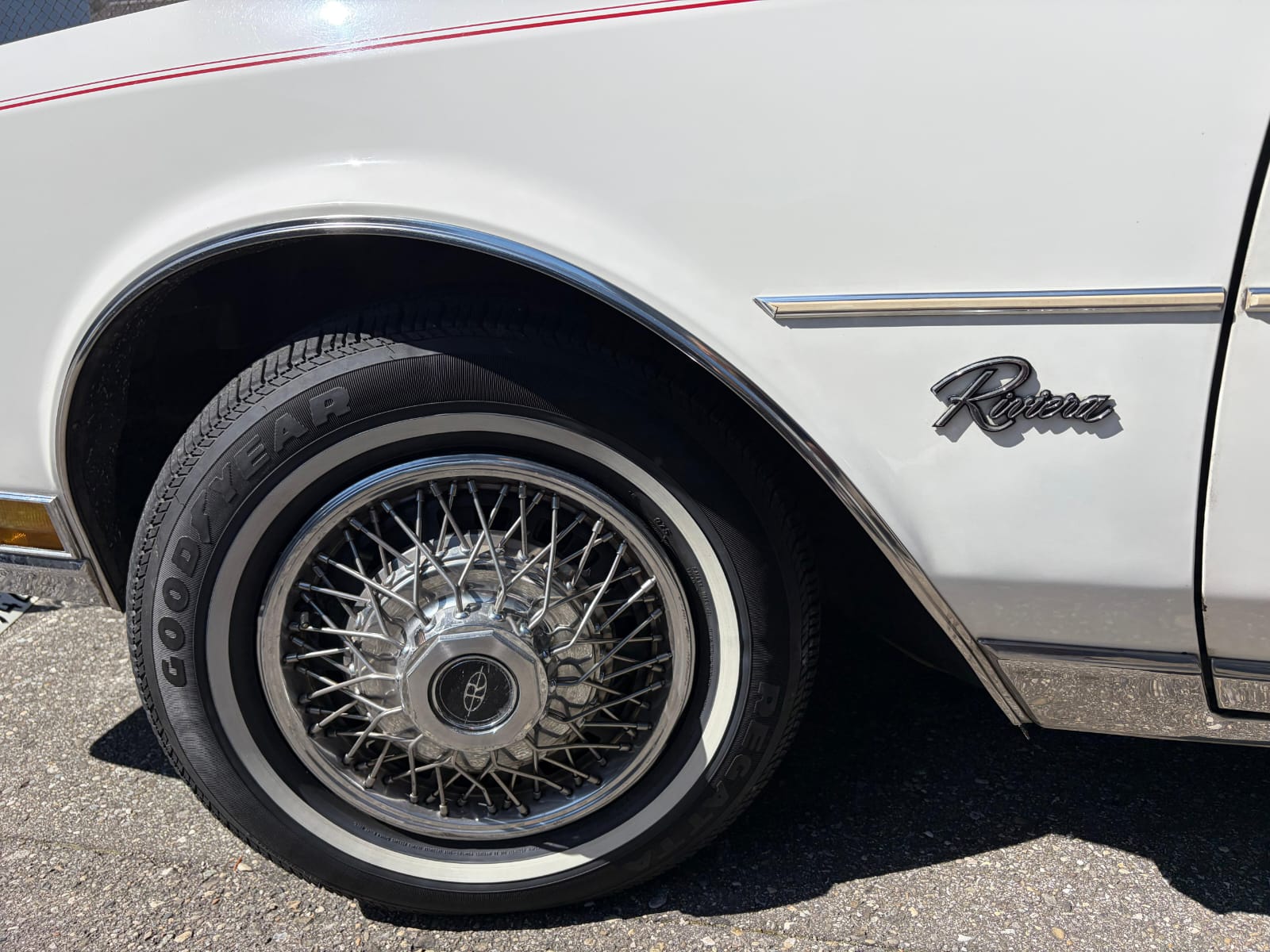 BUICK ab MFK Veteran-showroom-element-1
