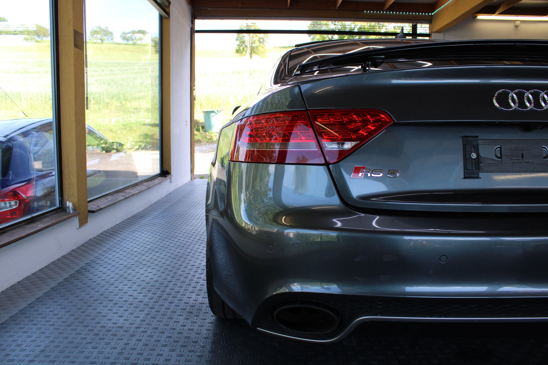 AUDI RS5 Coupé 4.2 FSI quattro S-tronic-image-11