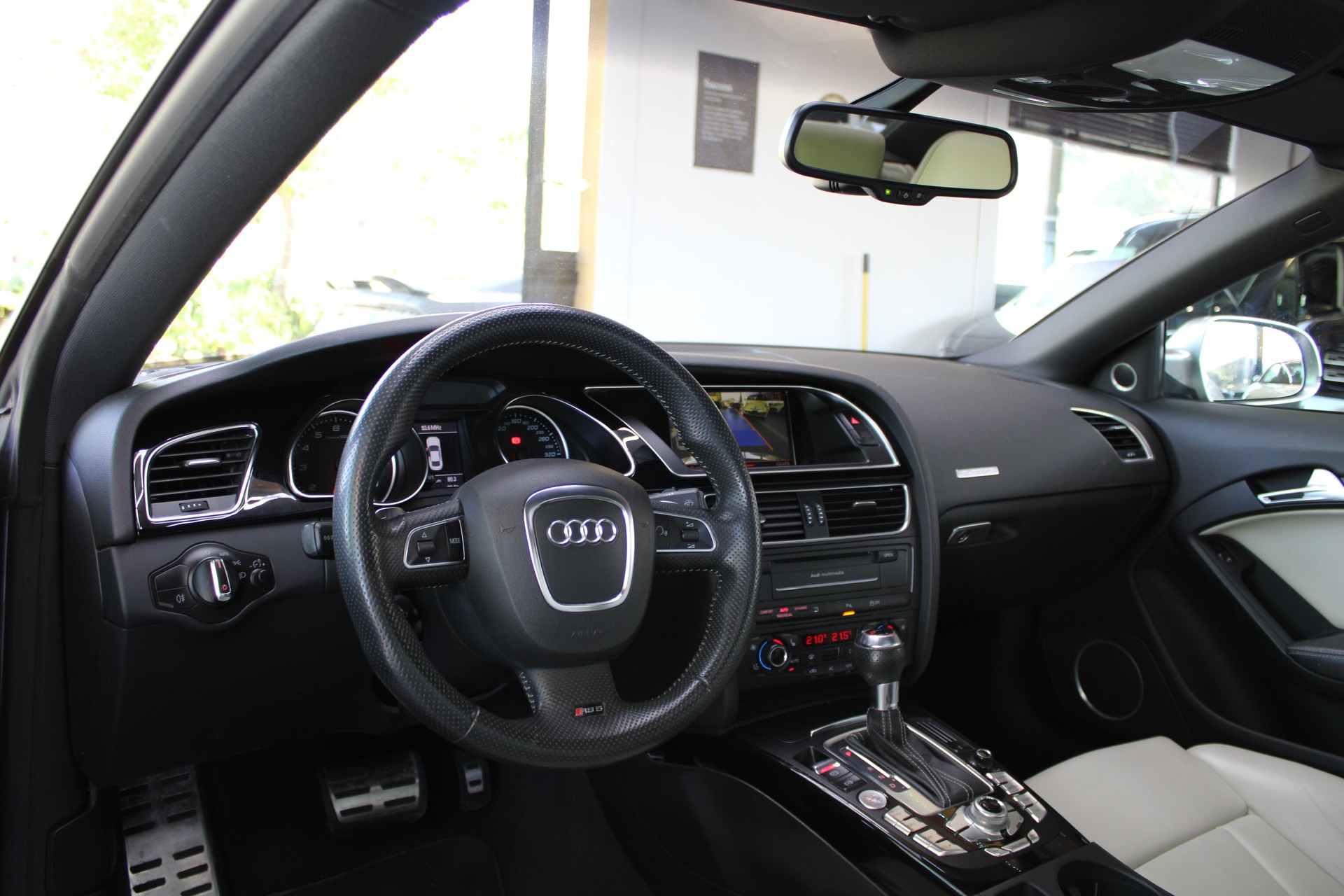 AUDI RS5 Coupé 4.2 FSI quattro S-tronic-image-6