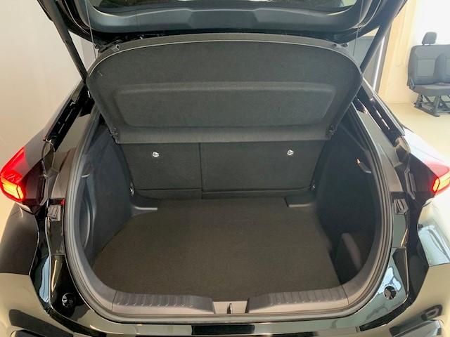 TOYOTA C-HR 2.0 HEV Style Premiere 4x4-image-7