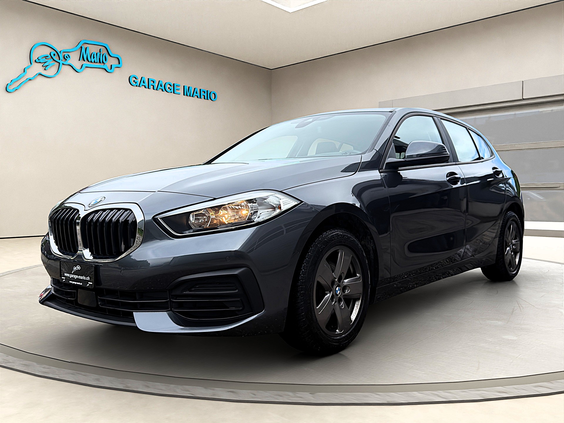 BMW 118i Steptronic ✅CH-Fahrzeug & Gratisservice✅-image-2