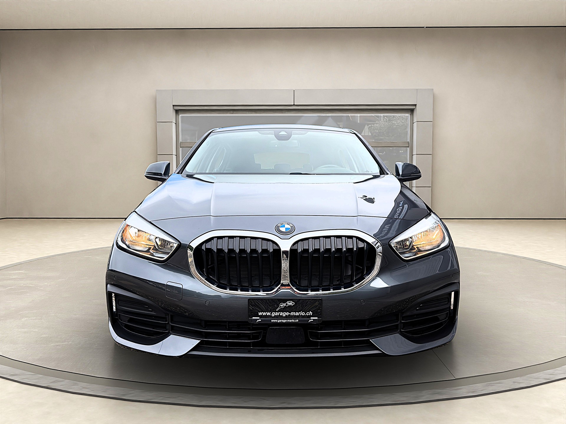 BMW 118i Steptronic ✅CH-Fahrzeug & Gratisservice✅-image-1