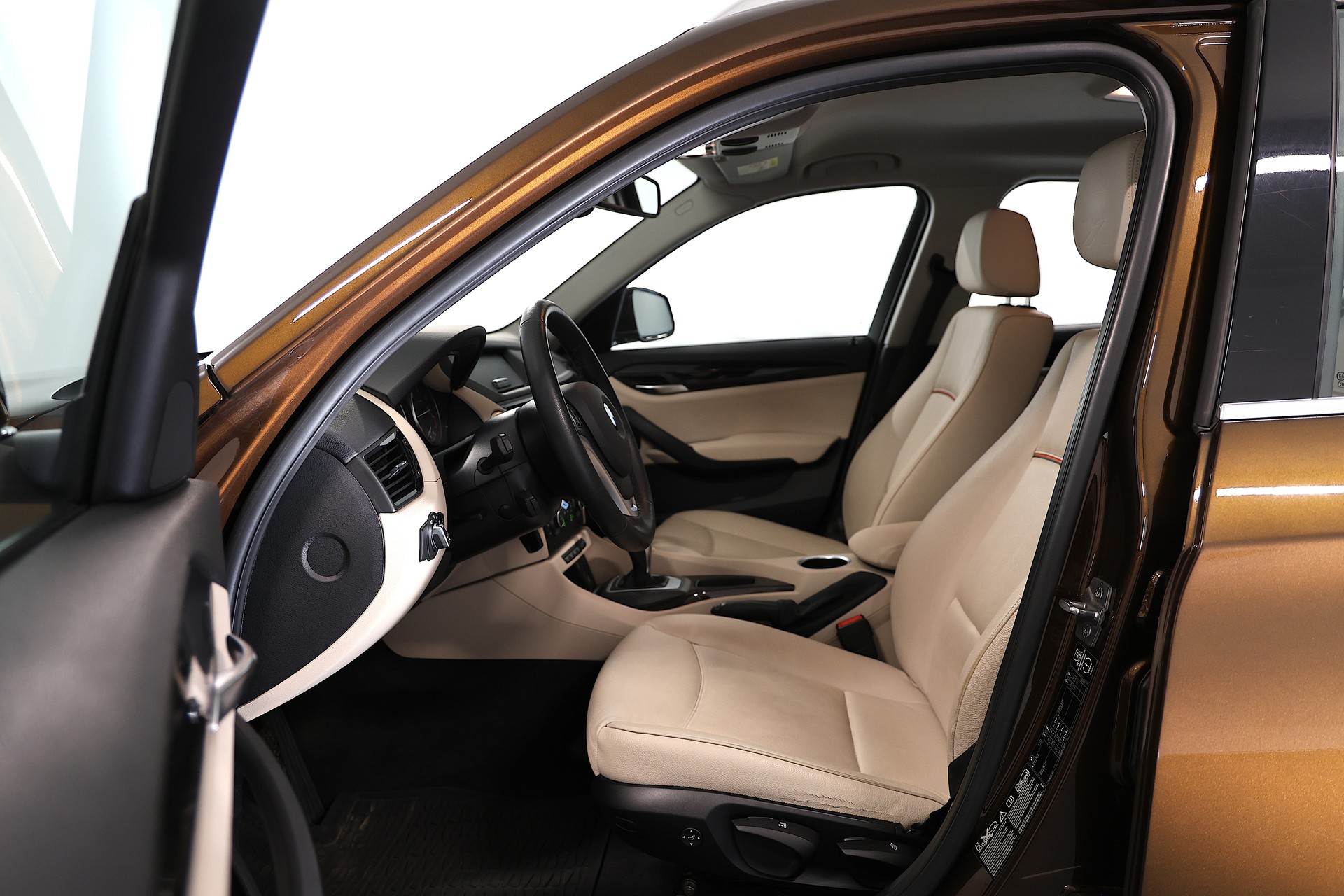BMW X1 xDrive 20d xLine Steptronic-image-6