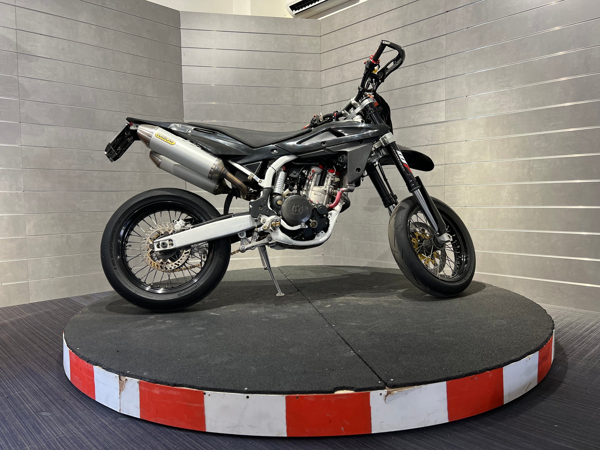 HUSQVARNA SM 510-image-6