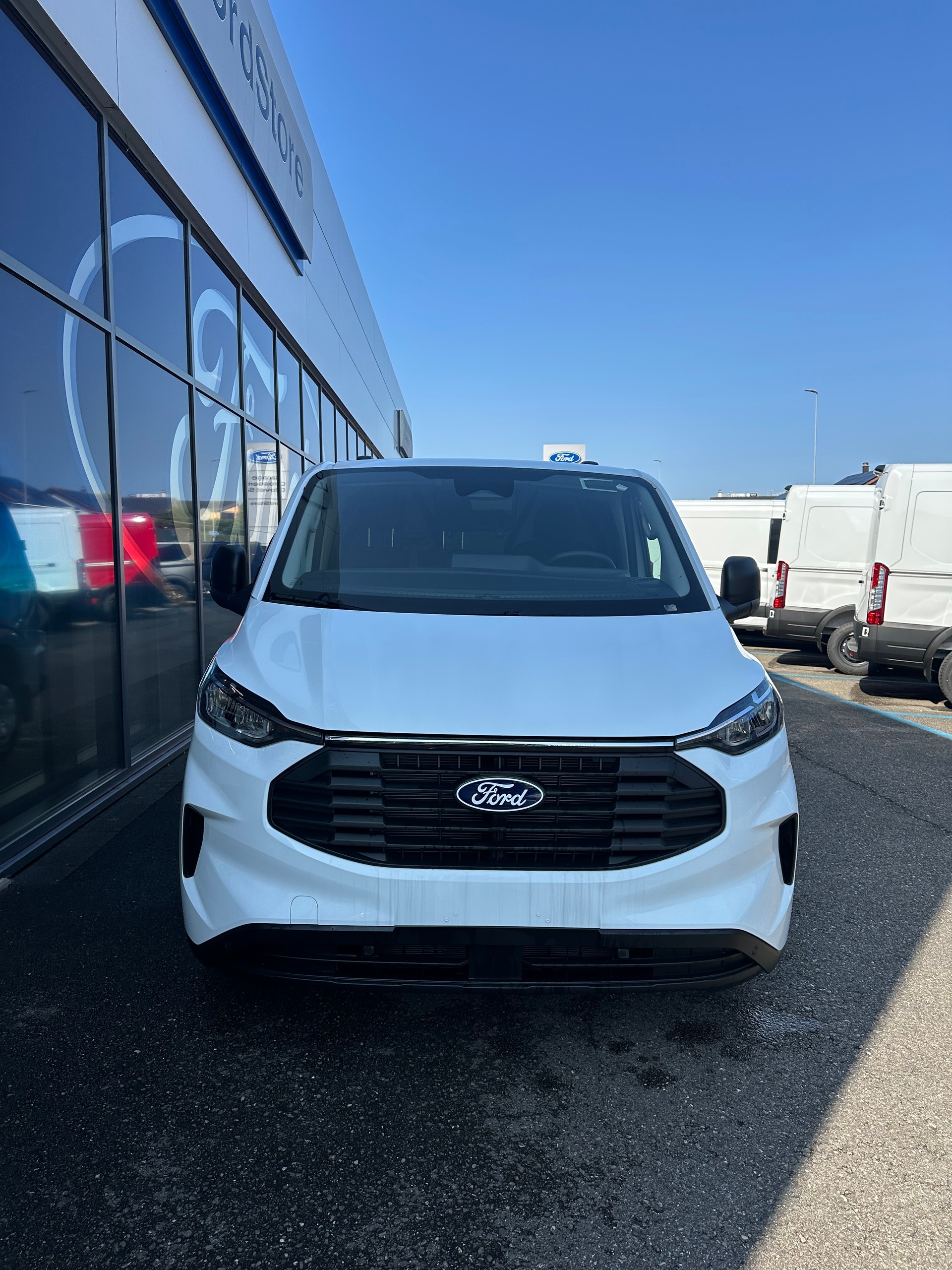 FORD Transit Custom Van 320 L1 2.0 EcoBl Trend/136CV/Man.-image-8