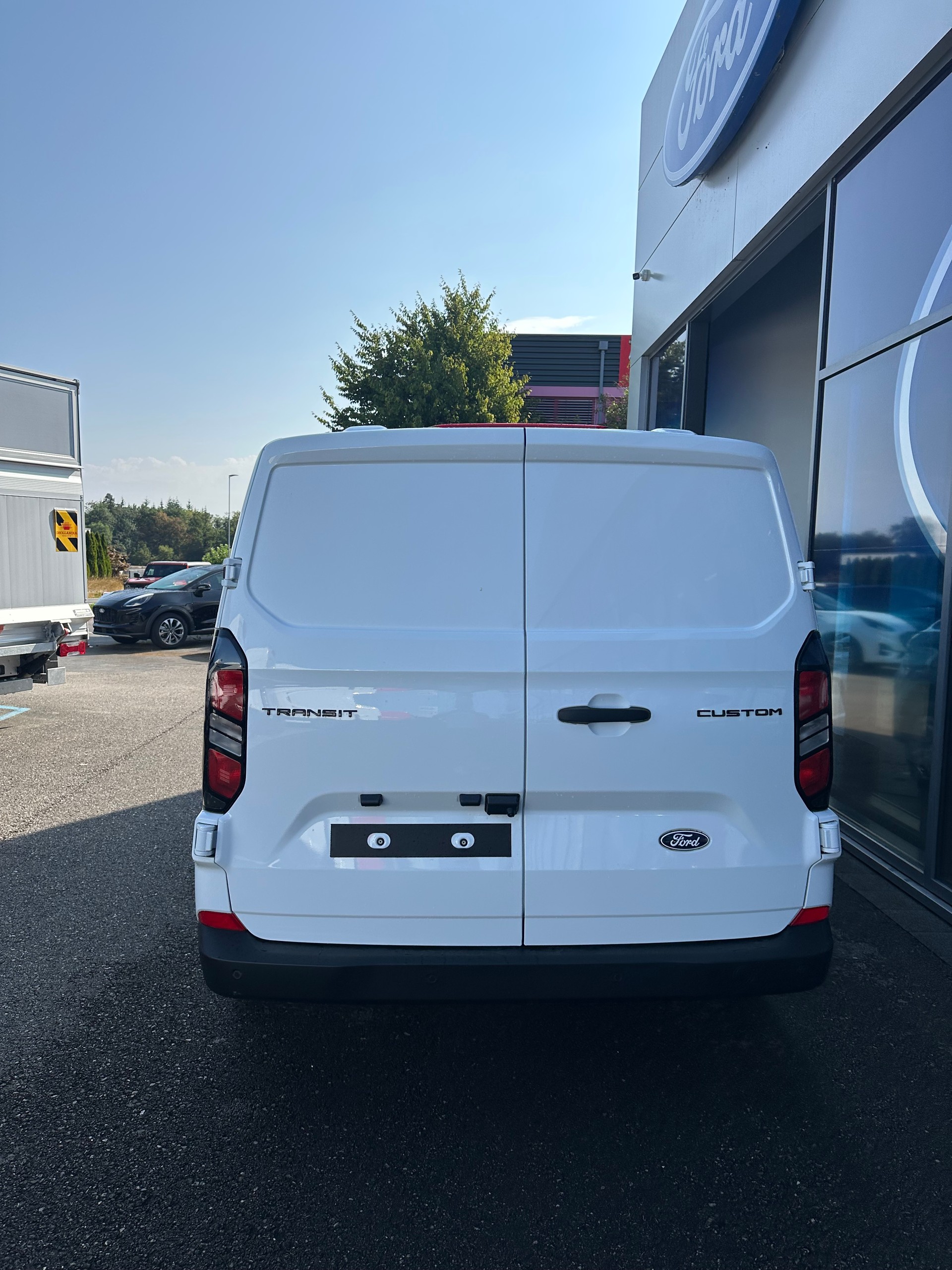 FORD Transit Custom Van 320 L1 2.0 EcoBl Trend/136CV/Man.-image-4