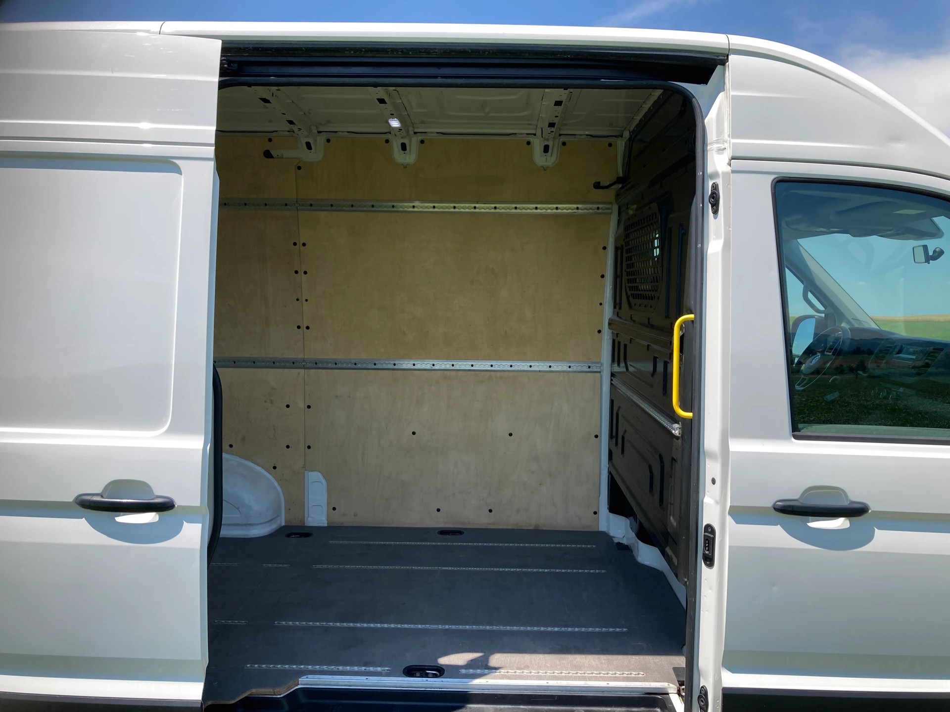 VW Crafter 35 2.0 TDI L3 **Nutzlast 1'147 KG**-image-7