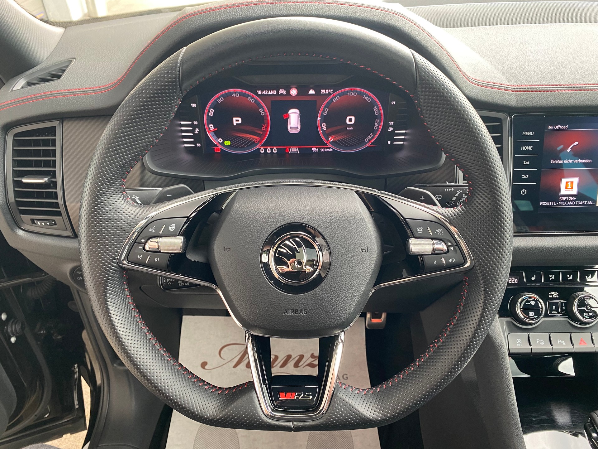 SKODA Kodiaq 2.0 TSI RS 245PS 4x4 DSG **Top-Ausstattung**-image-13