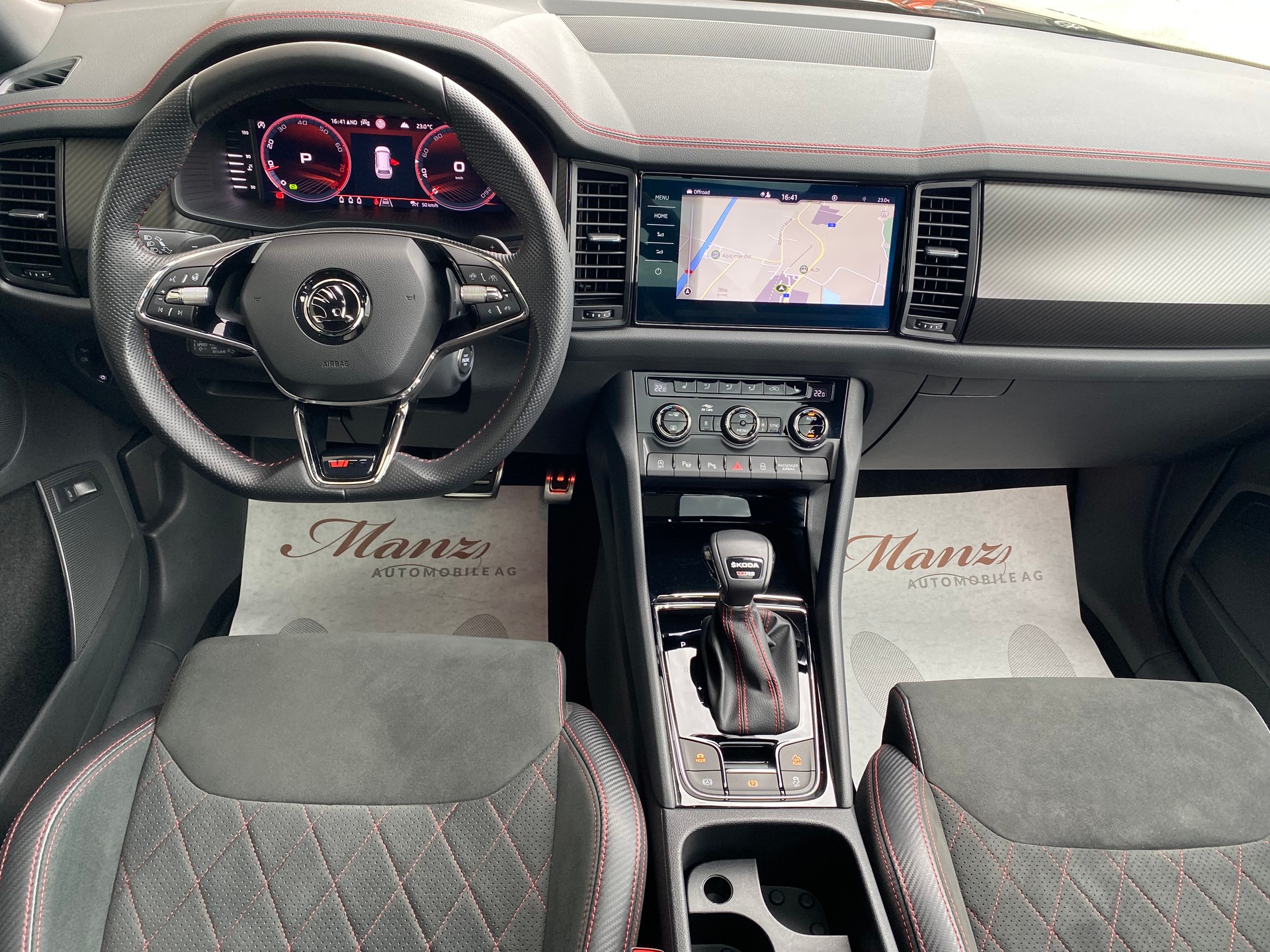 SKODA Kodiaq 2.0 TSI RS 245PS 4x4 DSG **Top-Ausstattung**-image-9