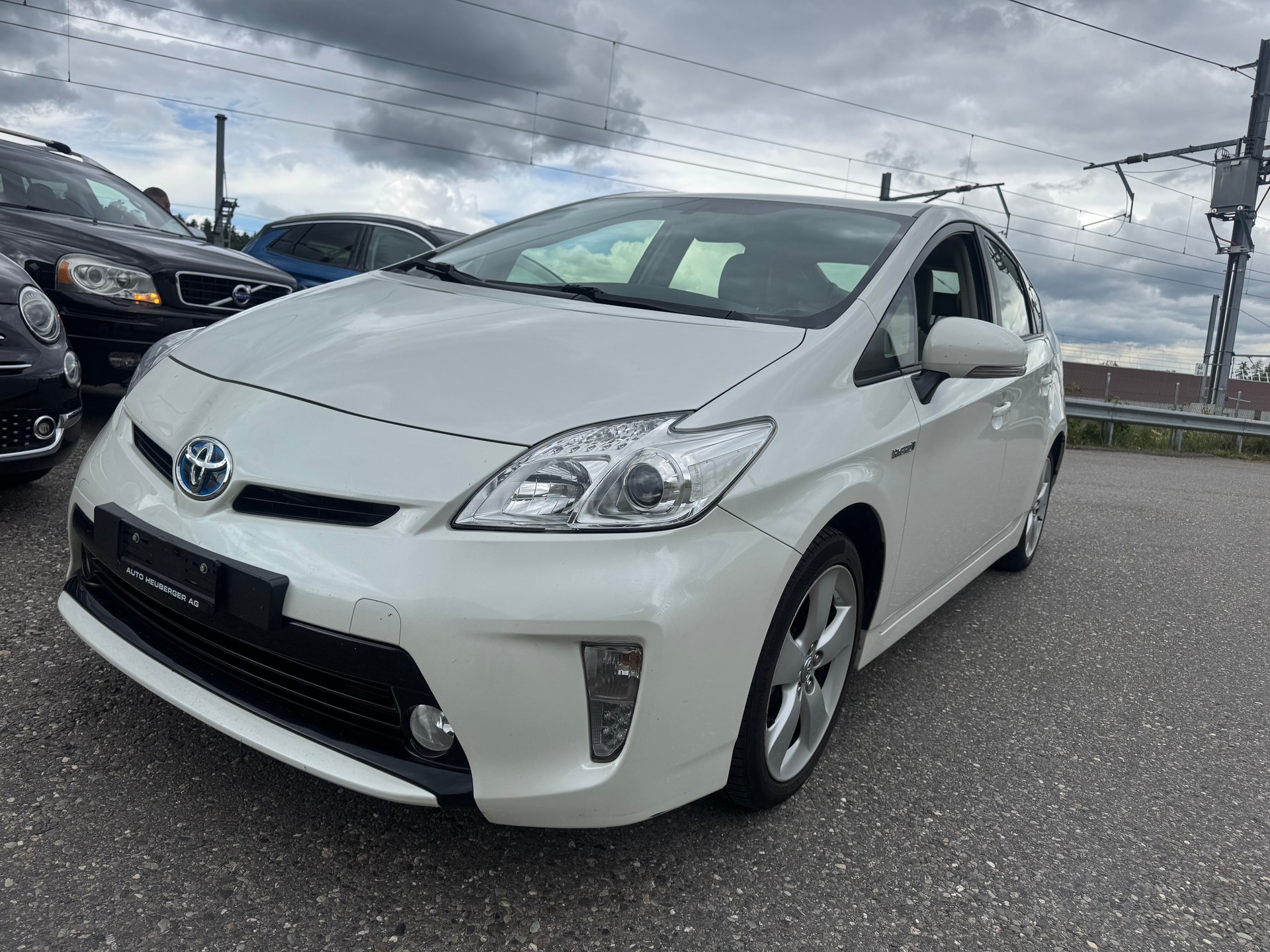 TOYOTA Prius 1.8 16V HSD Sol-image-0