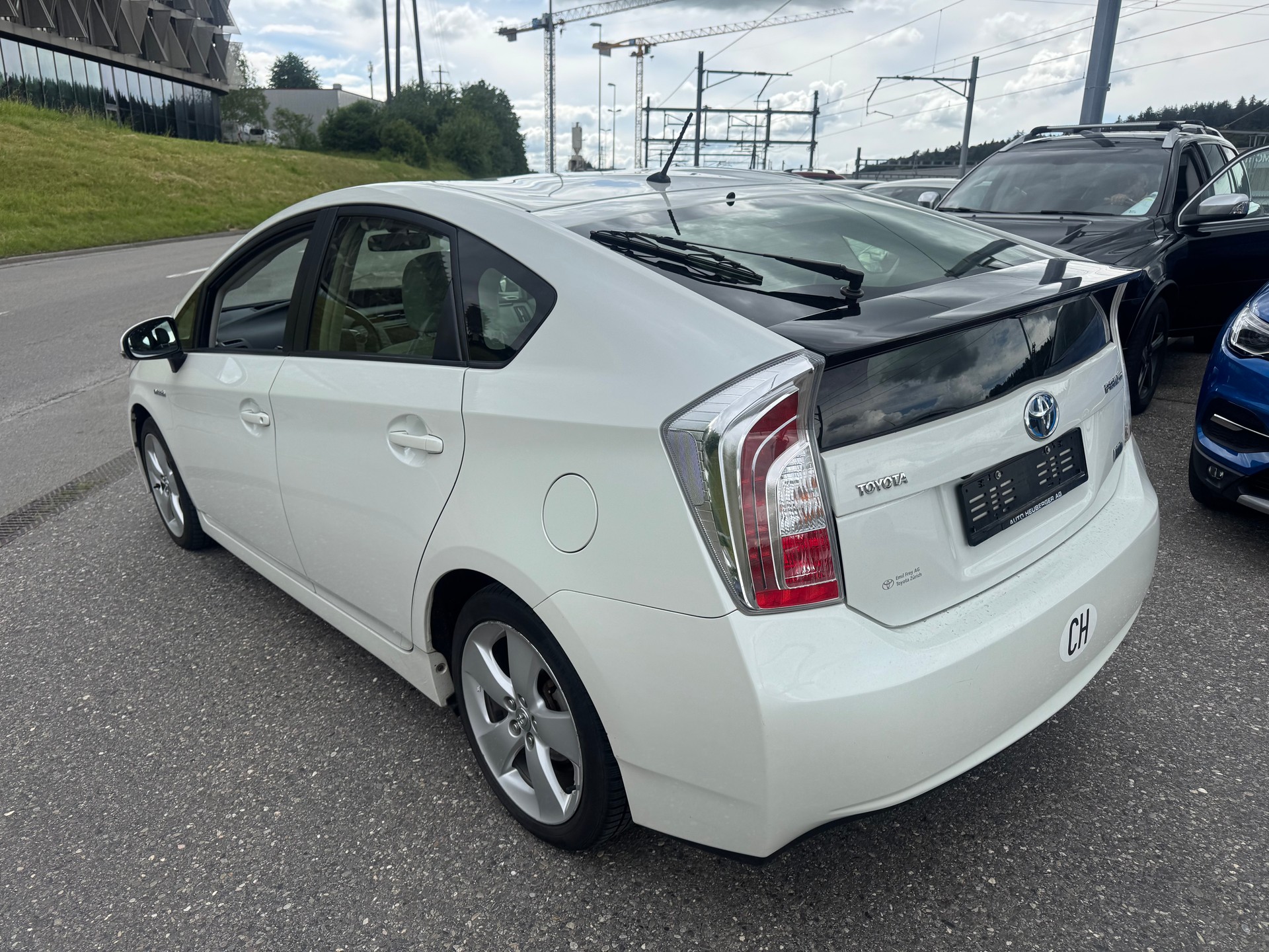 TOYOTA Prius 1.8 16V HSD Sol-image-5