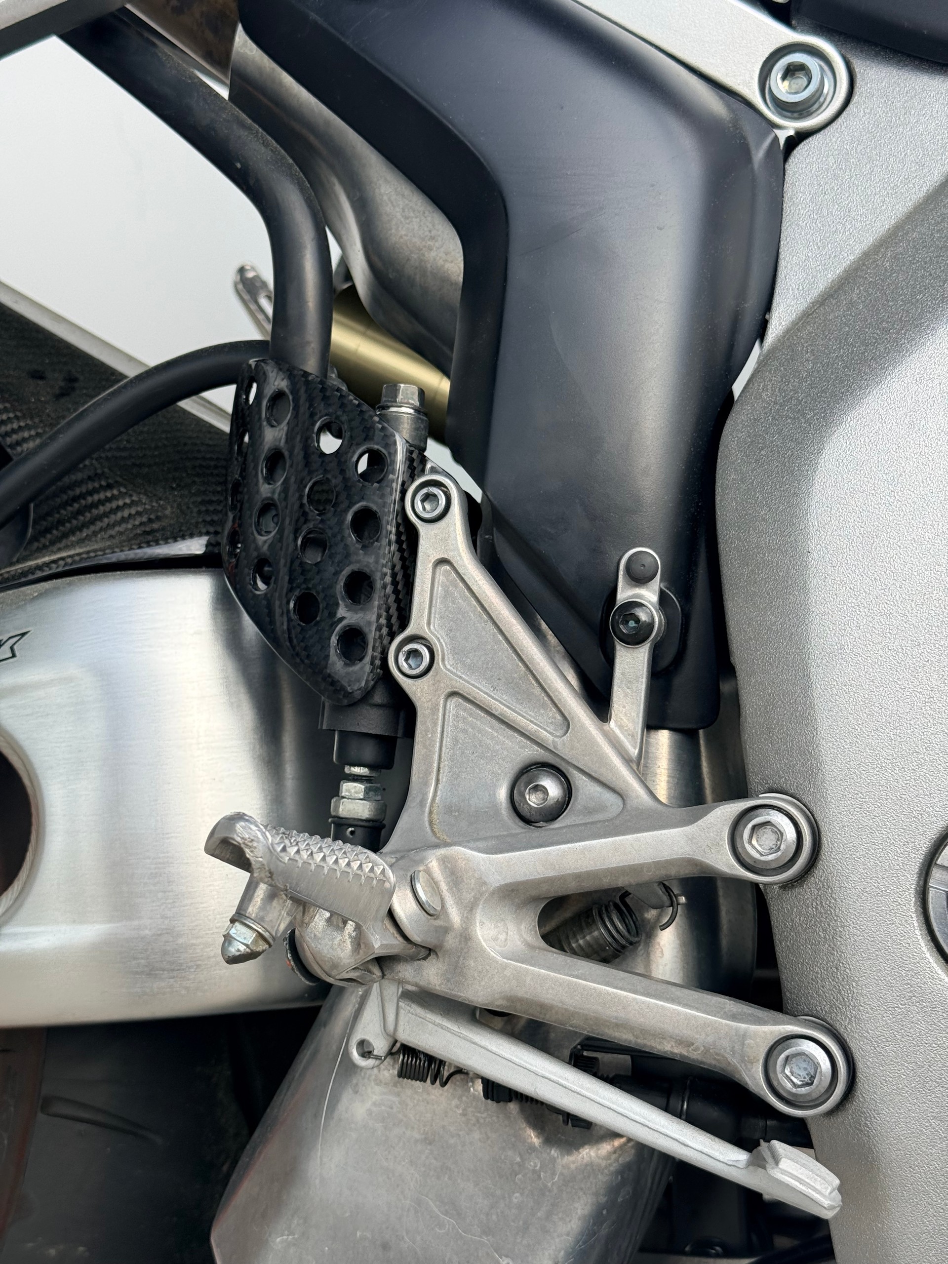HONDA CBR 1000 RR Repsol-image-5