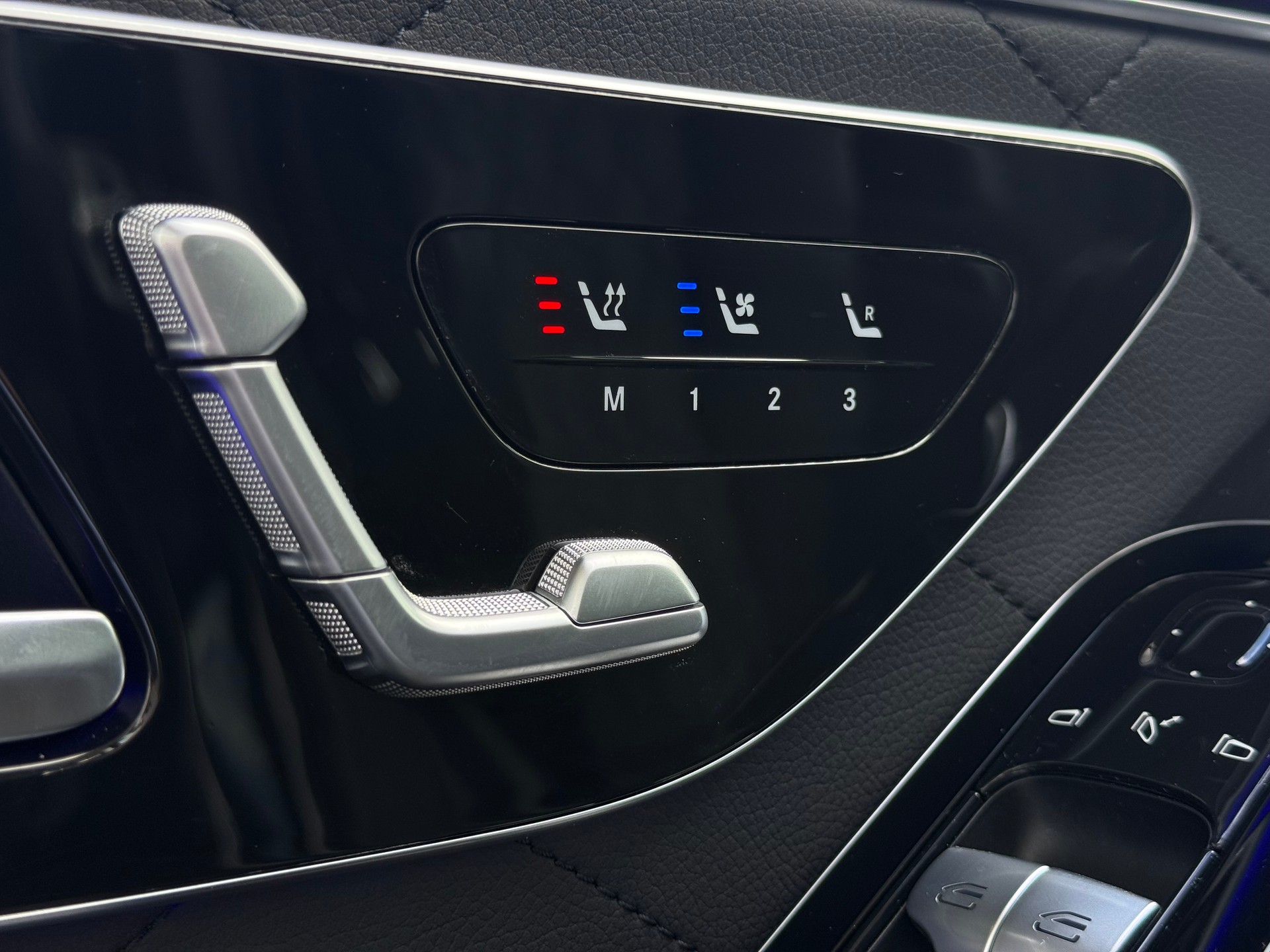 MERCEDES-BENZ S 350 d AMG Line 4M 9G-Tronic-image-7