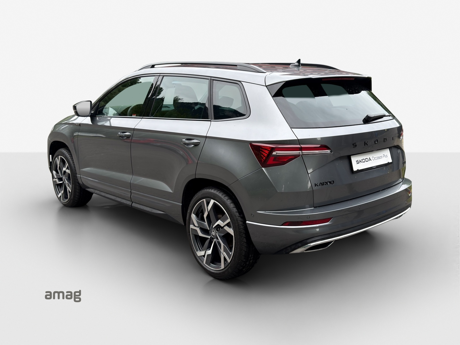 SKODA Karoq 2.0 TSI SportLine 4x4 DSG-image-2