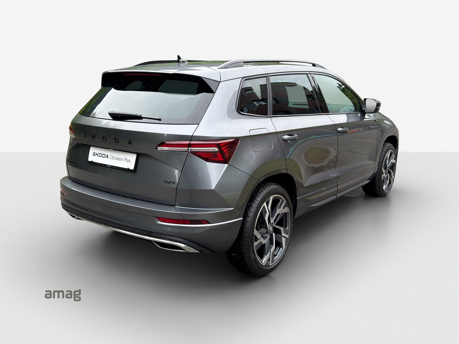 SKODA Karoq 2.0 TSI SportLine 4x4 DSG-image-4