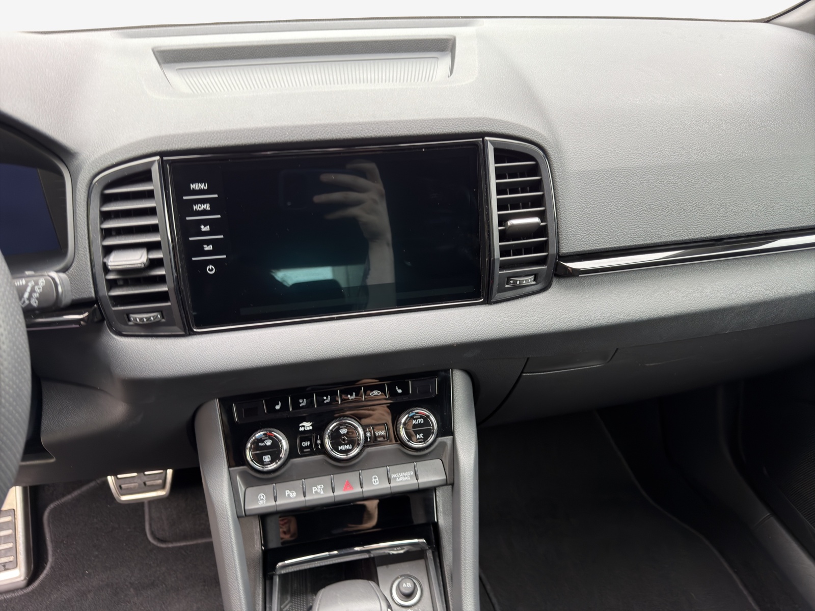 SKODA Karoq 2.0 TSI SportLine 4x4 DSG-image-10
