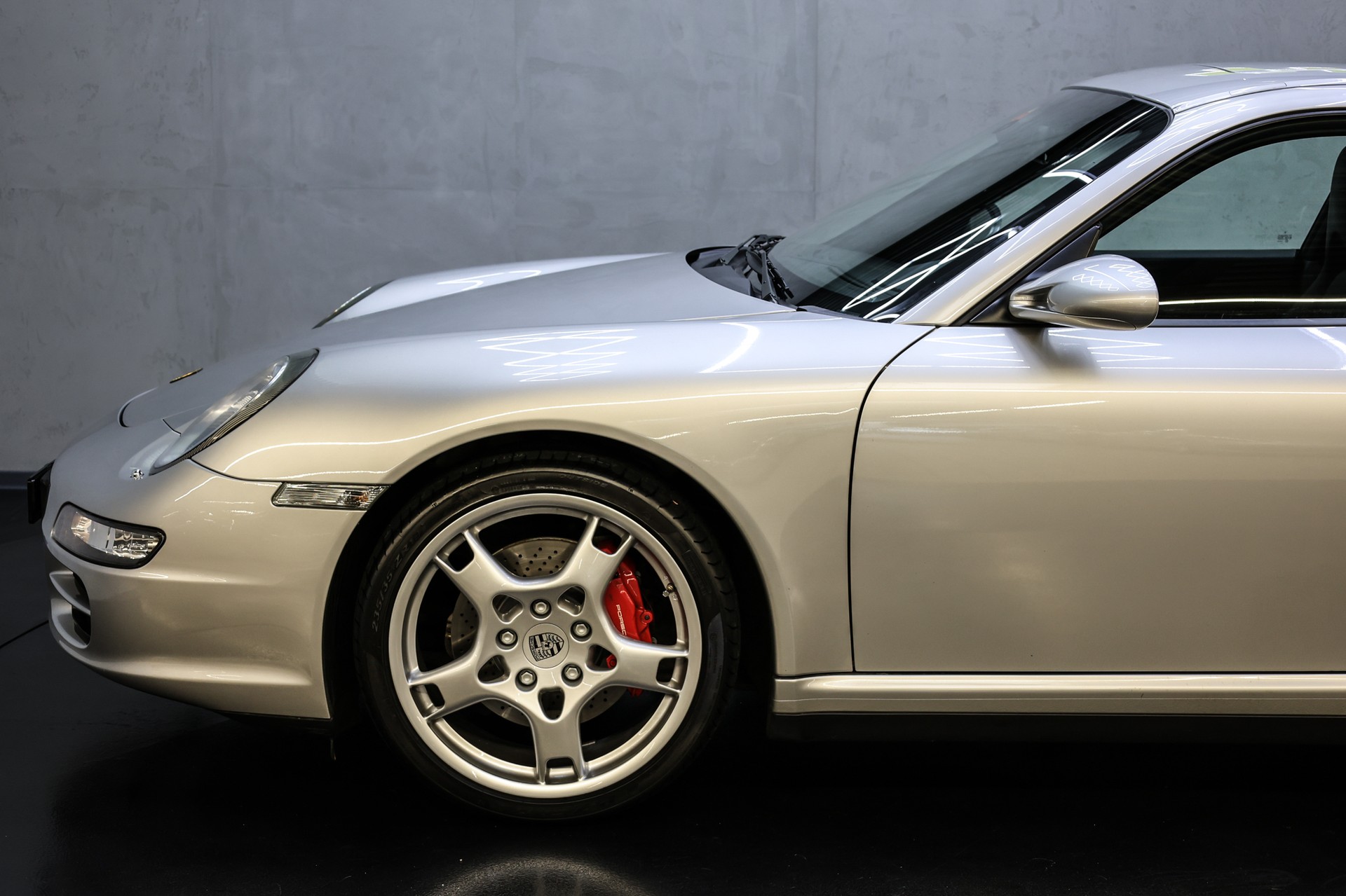 PORSCHE 911 Carrera 4S-image-9