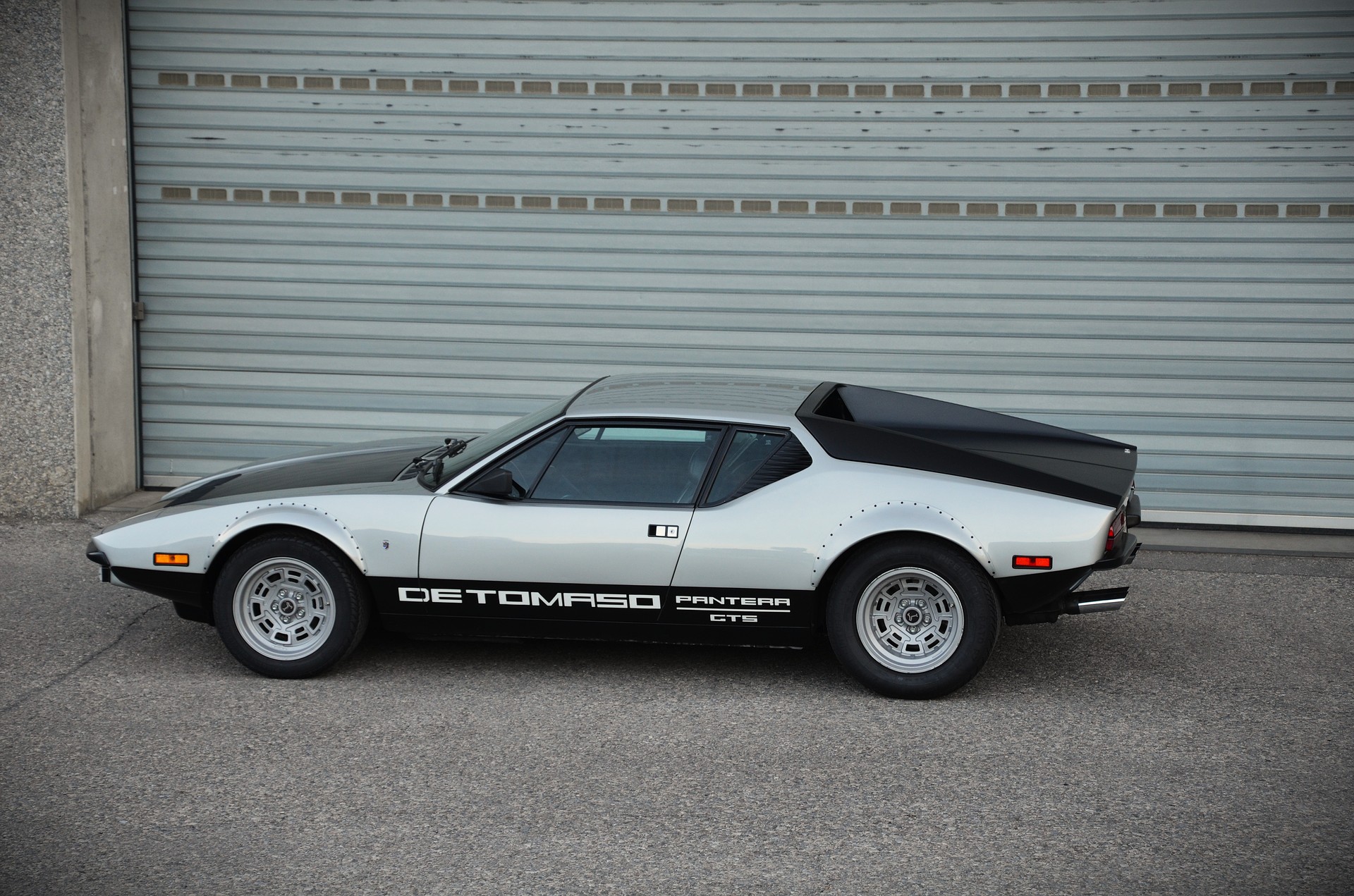 DE TOMASO PANTERA GTS-image-15