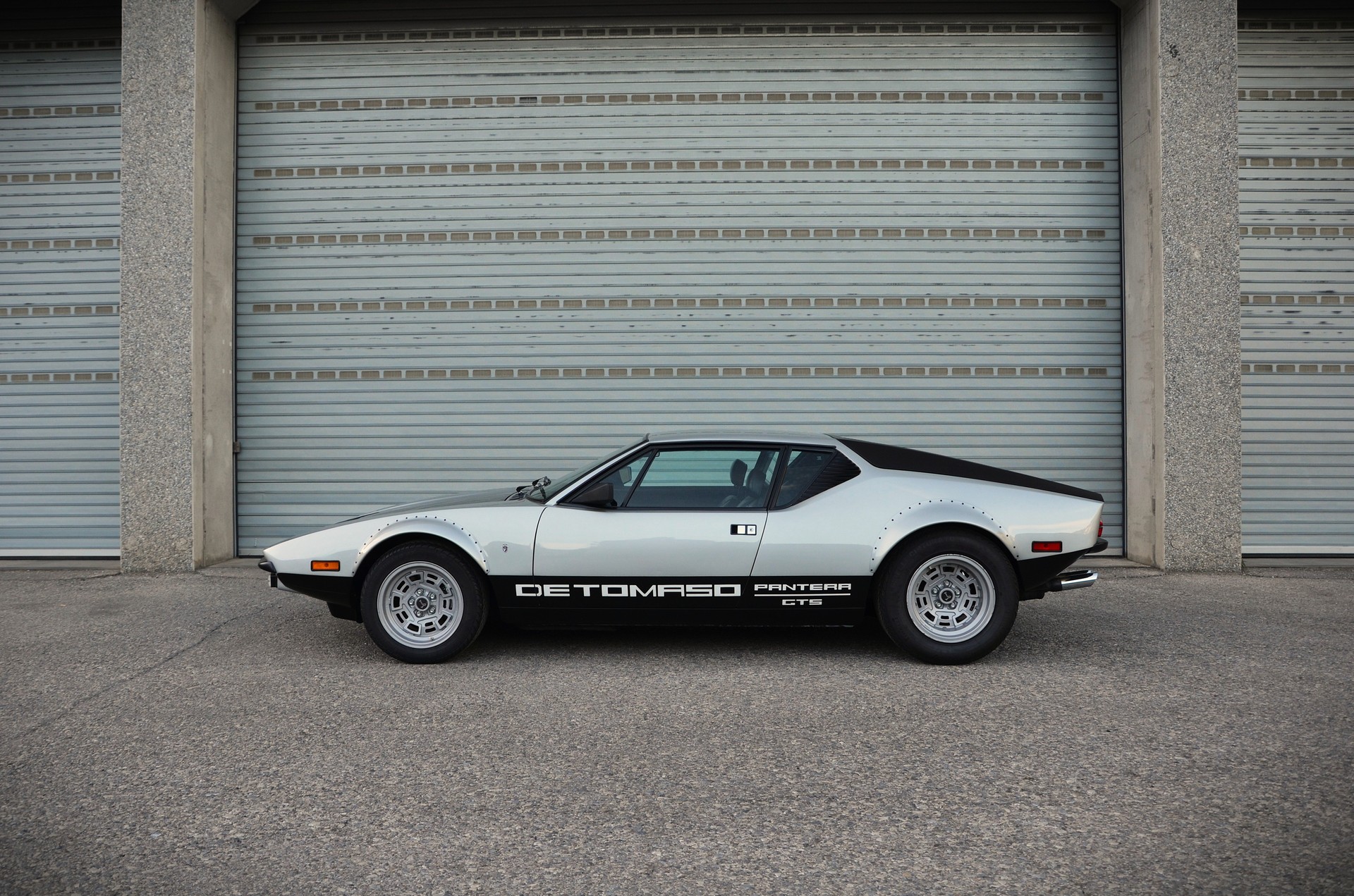DE TOMASO PANTERA GTS-image-1