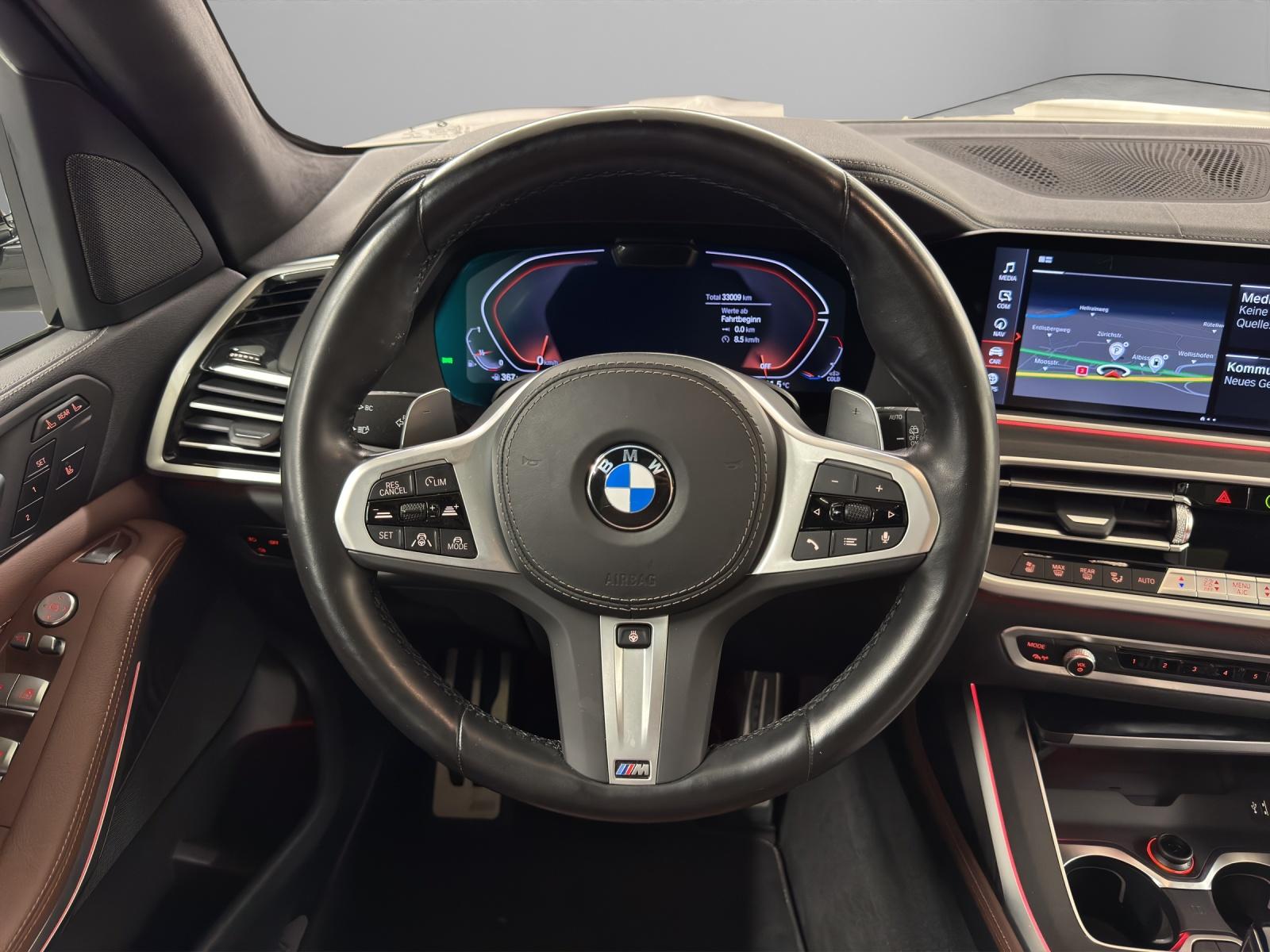 BMW X7 40i xDrive-image-14