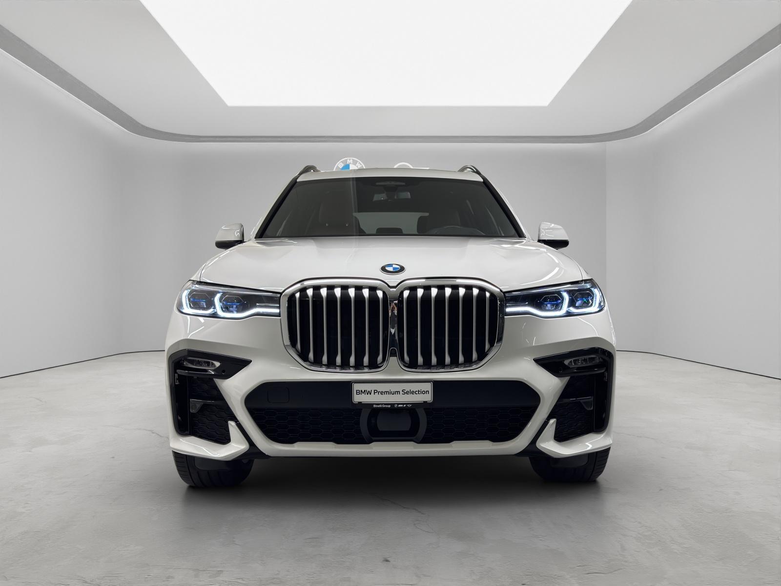 BMW X7 40i xDrive-image-6