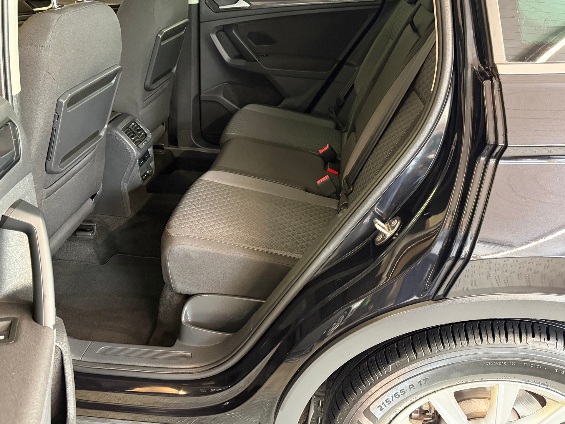 VW Tiguan 1.5TSI Evo Comfortline DSG-image-12