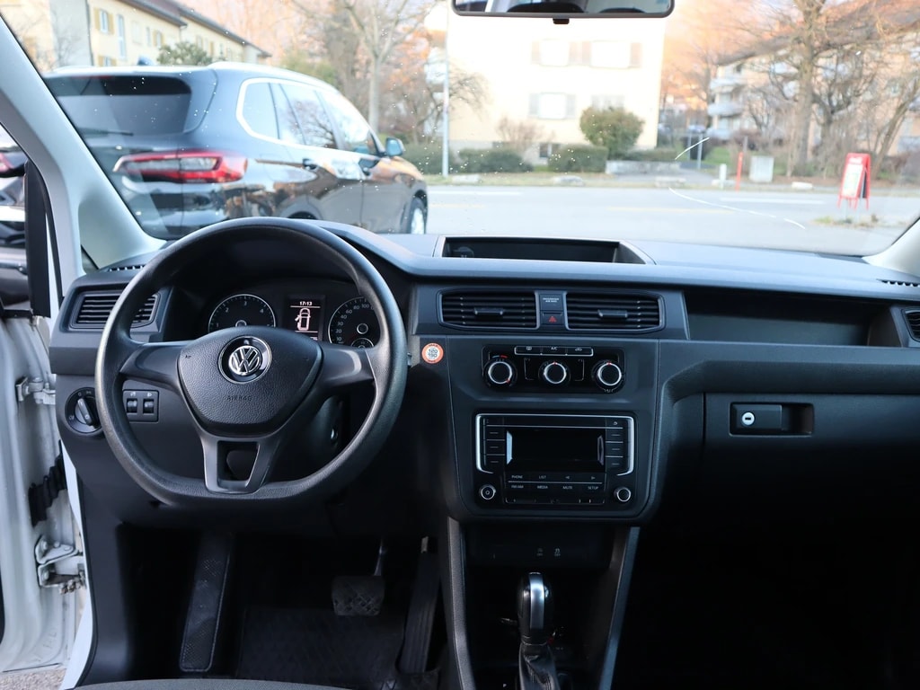 VW Caddy Maxi 2.0TDI 4Motion BlueMotion Techn. DSG ** 5 Plätzer und Werkstatteinrichtungen **-image-8