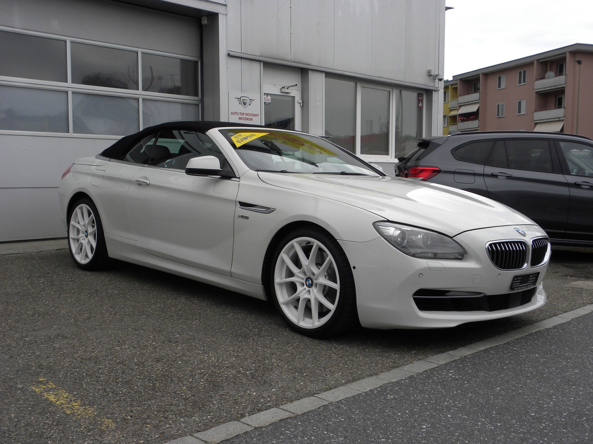 BMW 650i Cabrio xDrive-image-1
