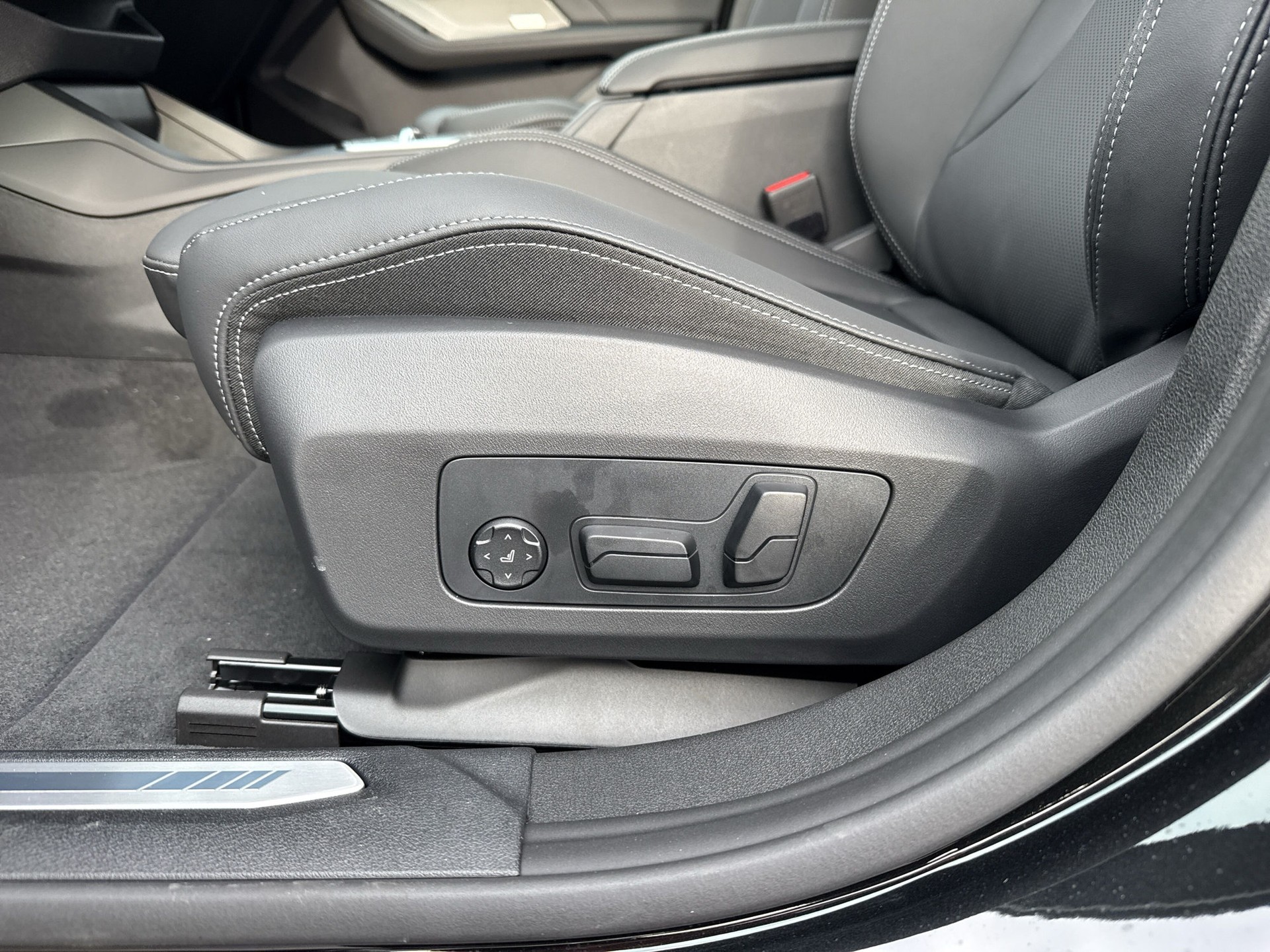BMW 220d Gran Coupé 48V M Sport Steptronic-image-18