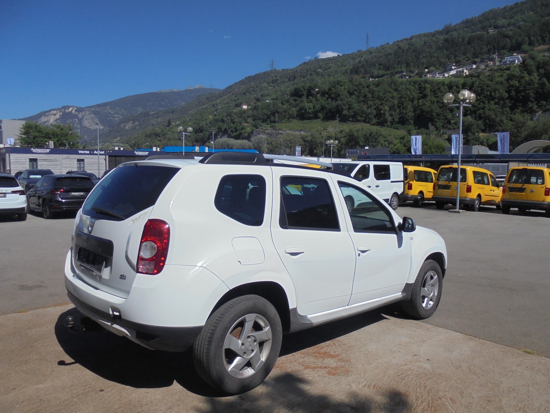 DACIA Duster 1.5 dCi Lauréate 4x4-image-3