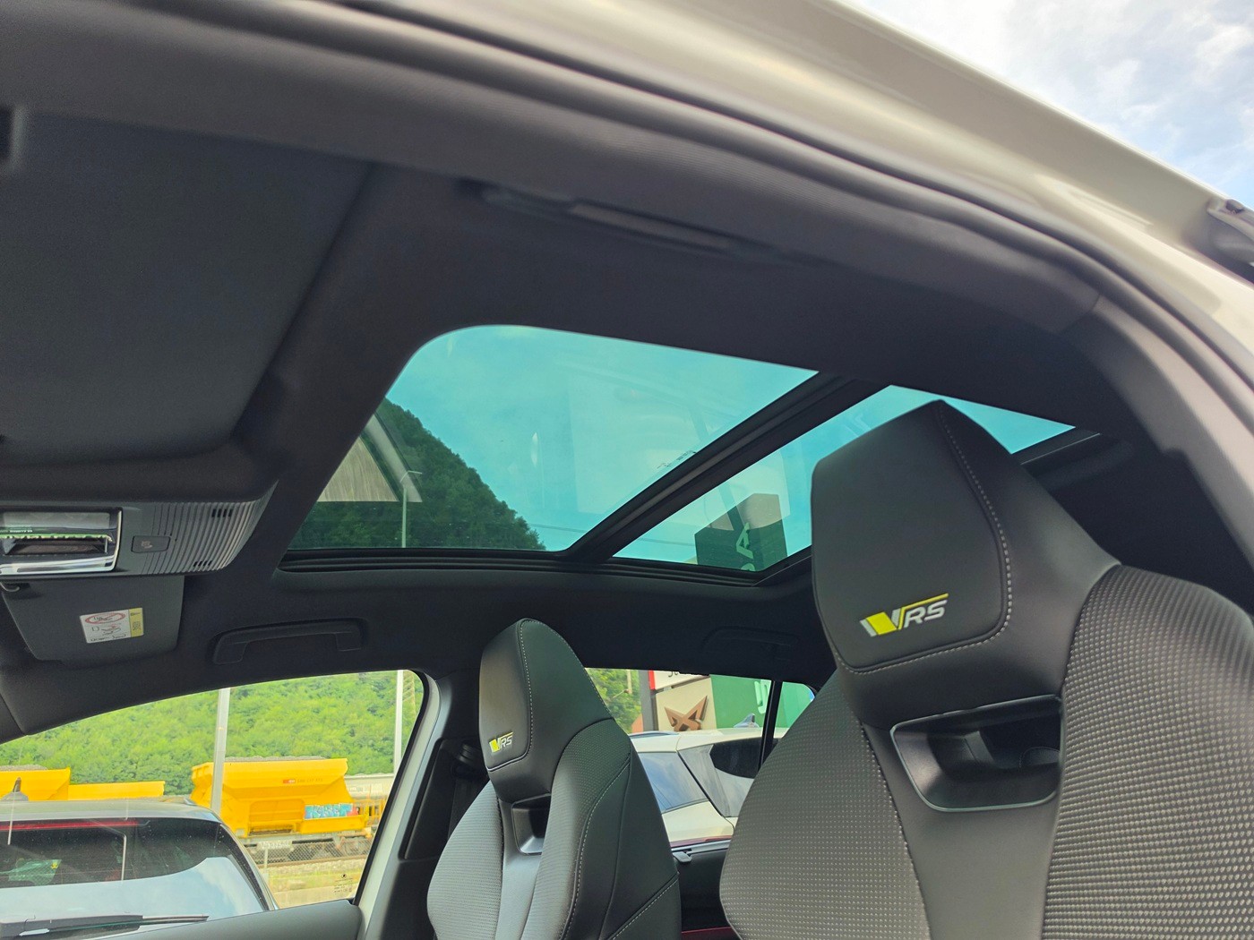 SKODA Enyaq 4x4 RS-image-20
