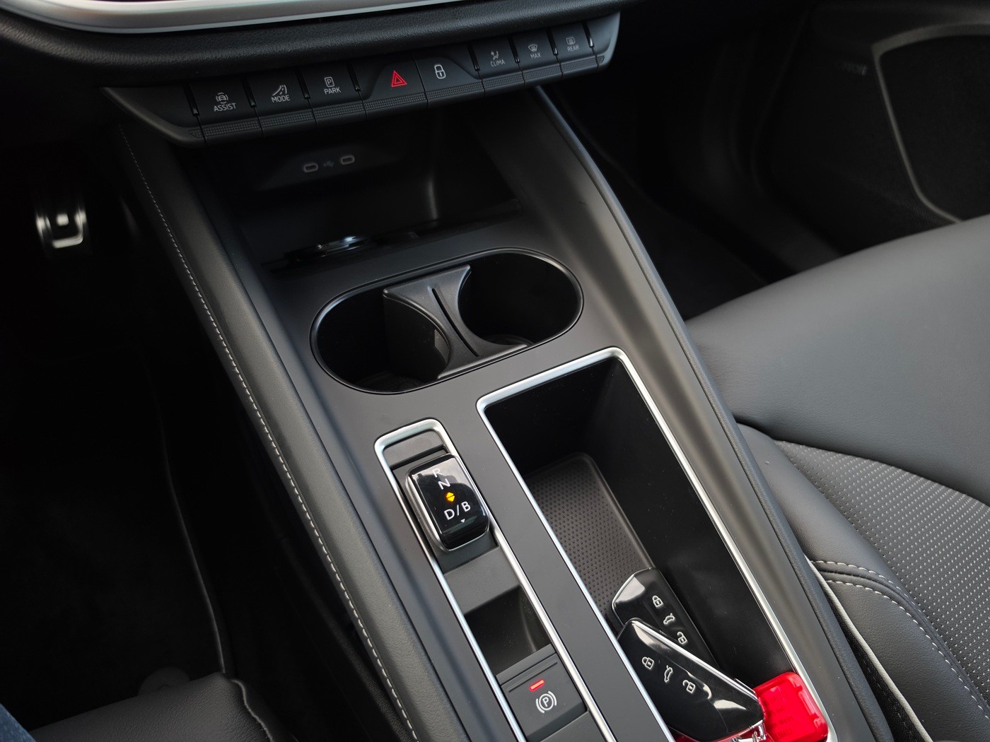 SKODA Enyaq 4x4 RS-image-13