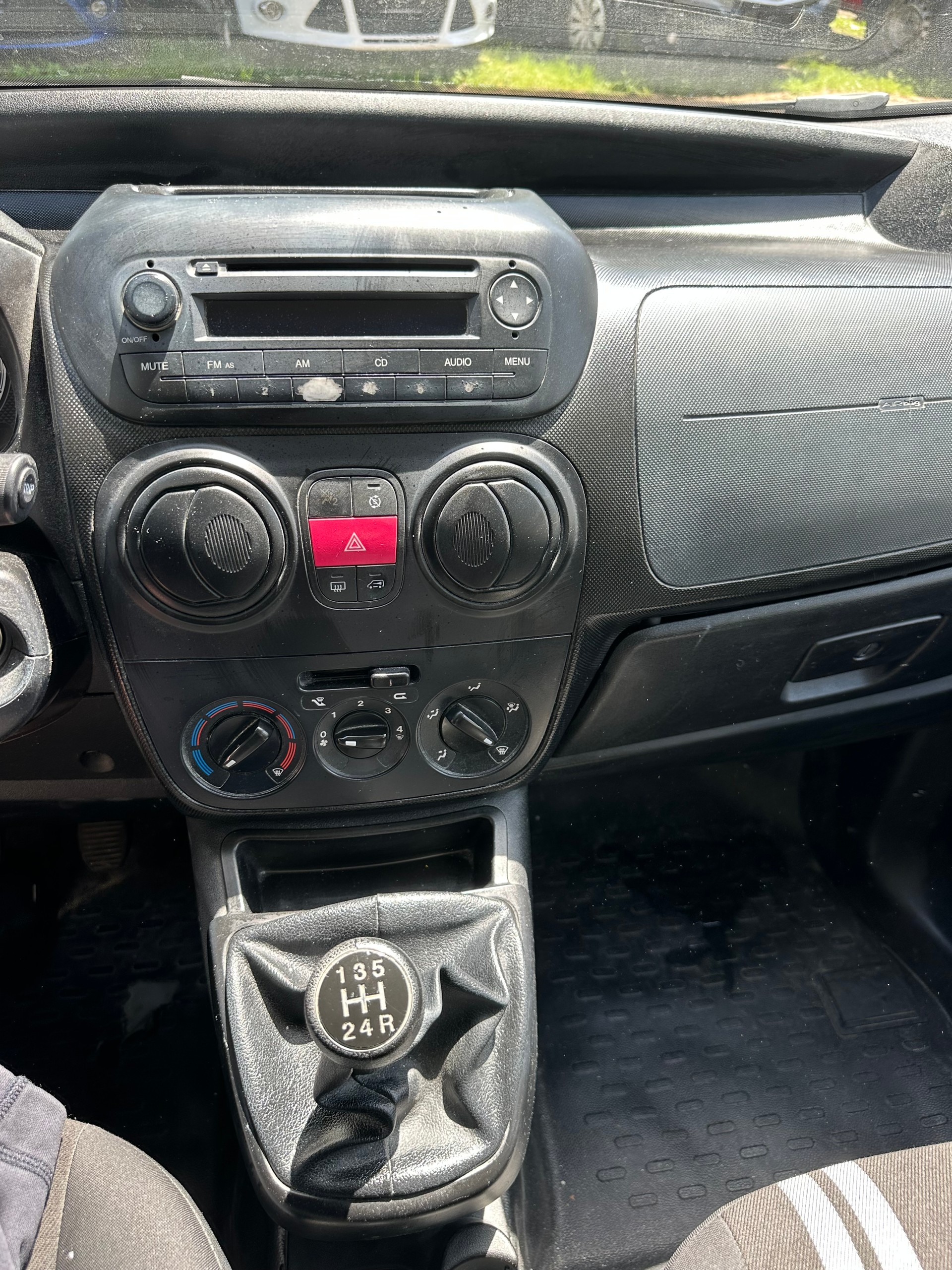 FIAT Fiorino 1.3 MJ Adventure-image-9