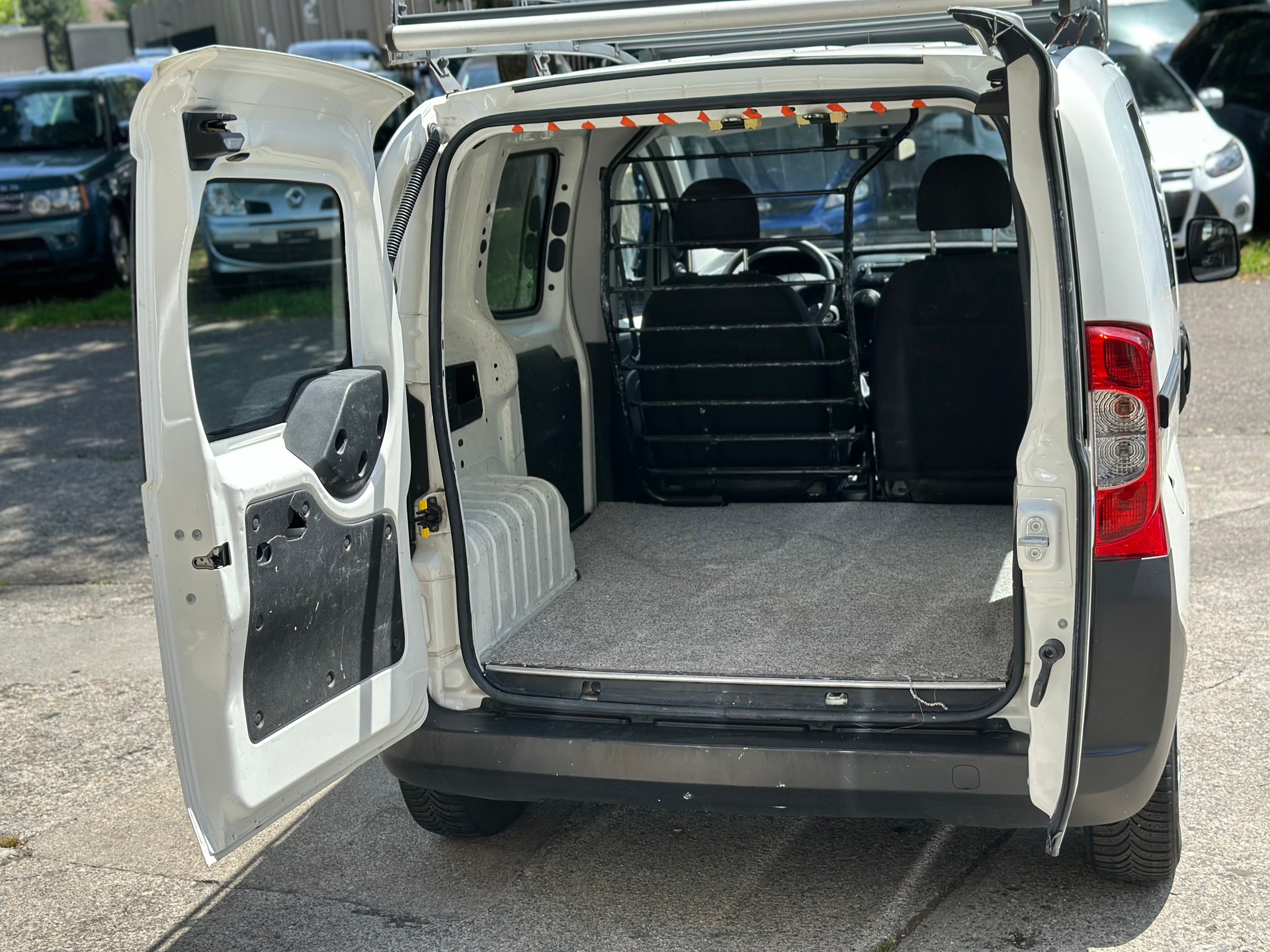 FIAT Fiorino 1.3 MJ Adventure-image-7