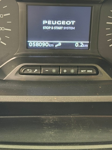 PEUGEOT Partner 1.2 Pure Tech s/s Premium EAT8 1000kg-image-5