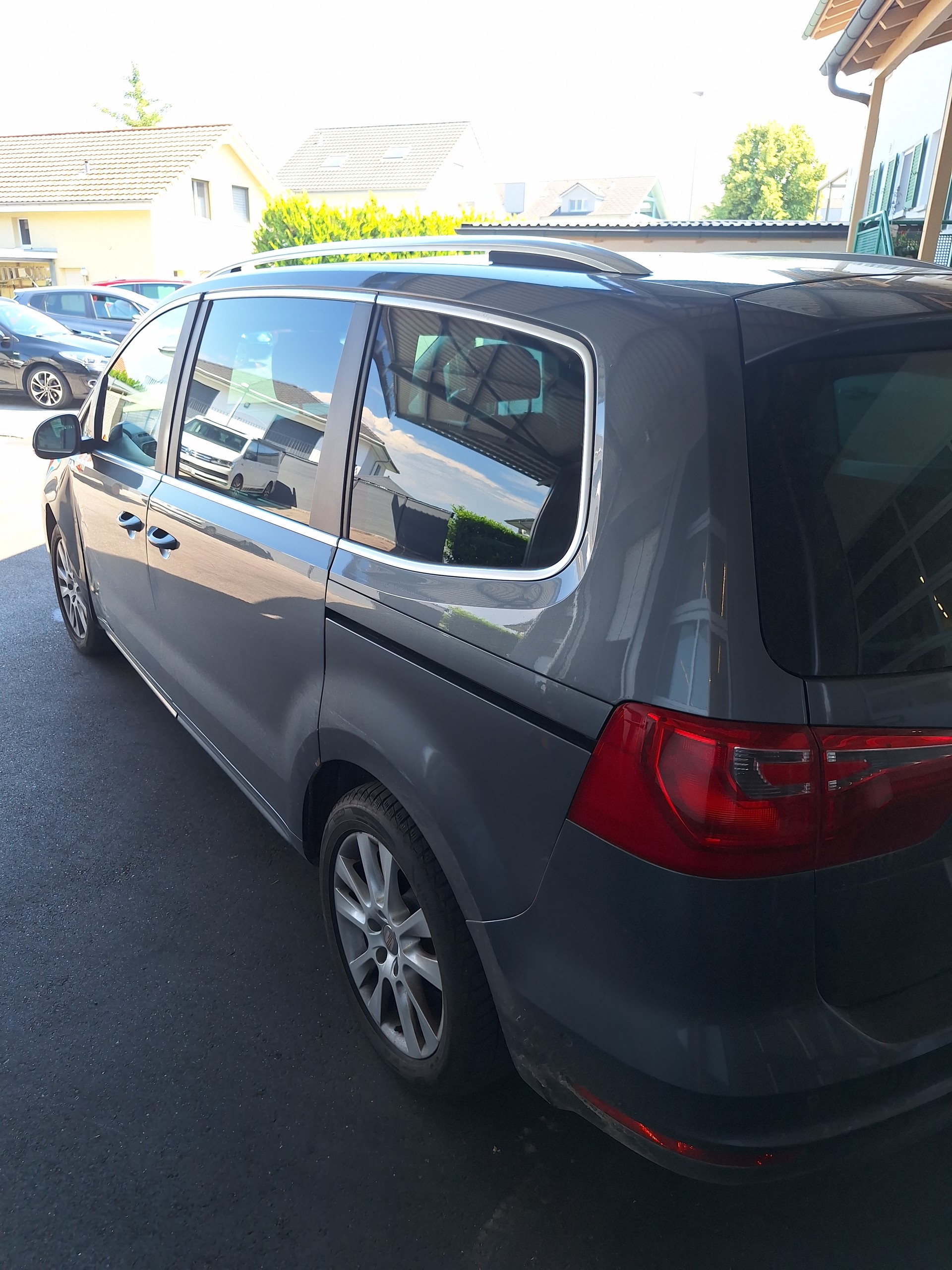 SEAT Alhambra 2.0 TDI Style Eco DSG-image-3