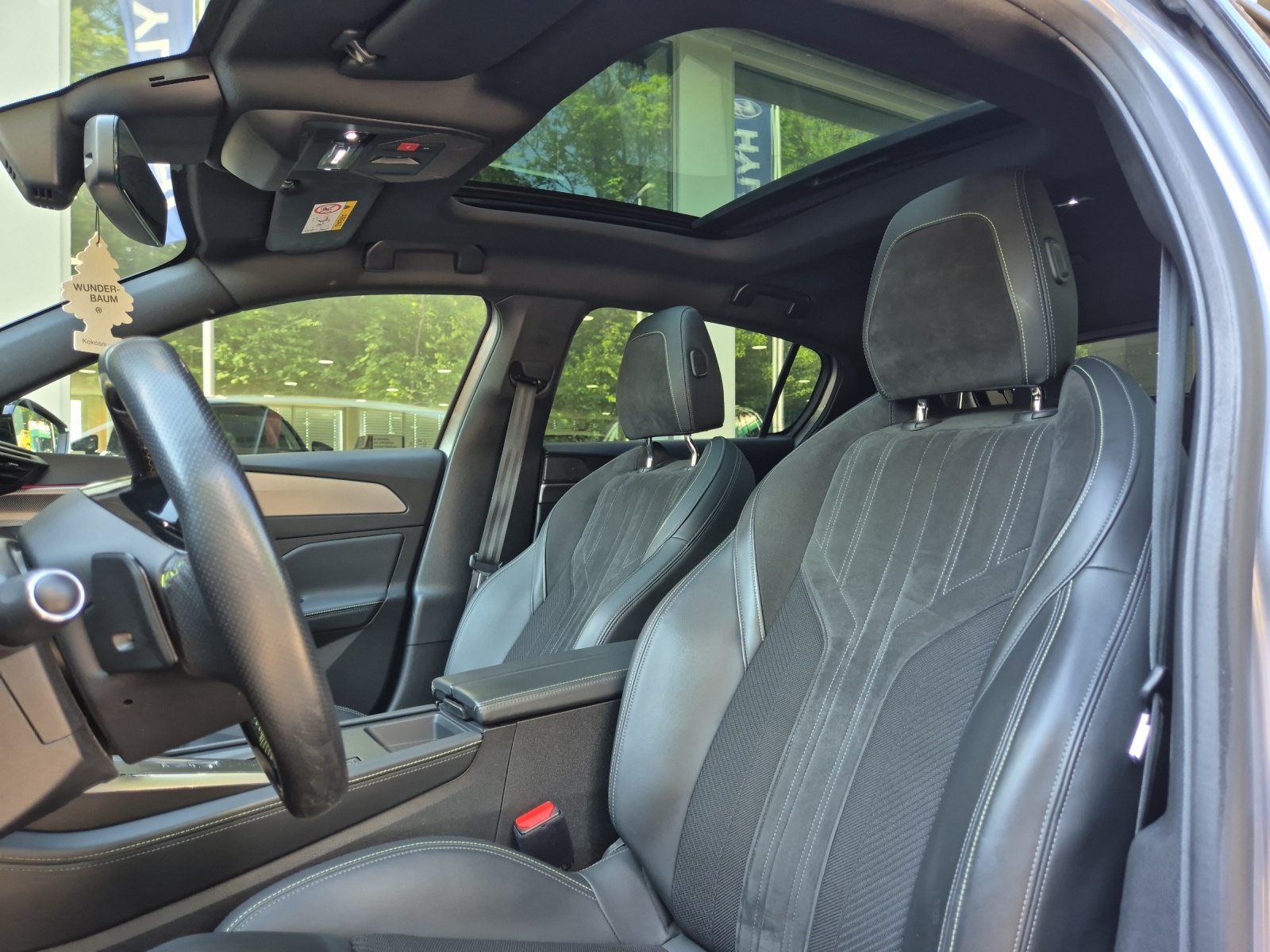 PEUGEOT 308 1.2 PureTech GT Pack-image-5