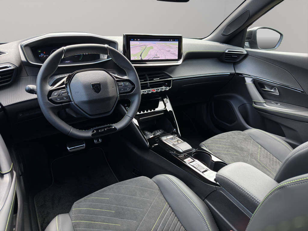 PEUGEOT 2008 1.2 Hybrid 145 GT-image-5
