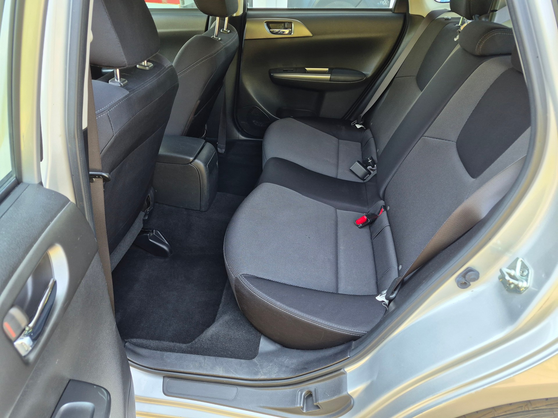 SUBARU Impreza 2.0R Swiss Automatic-image-6