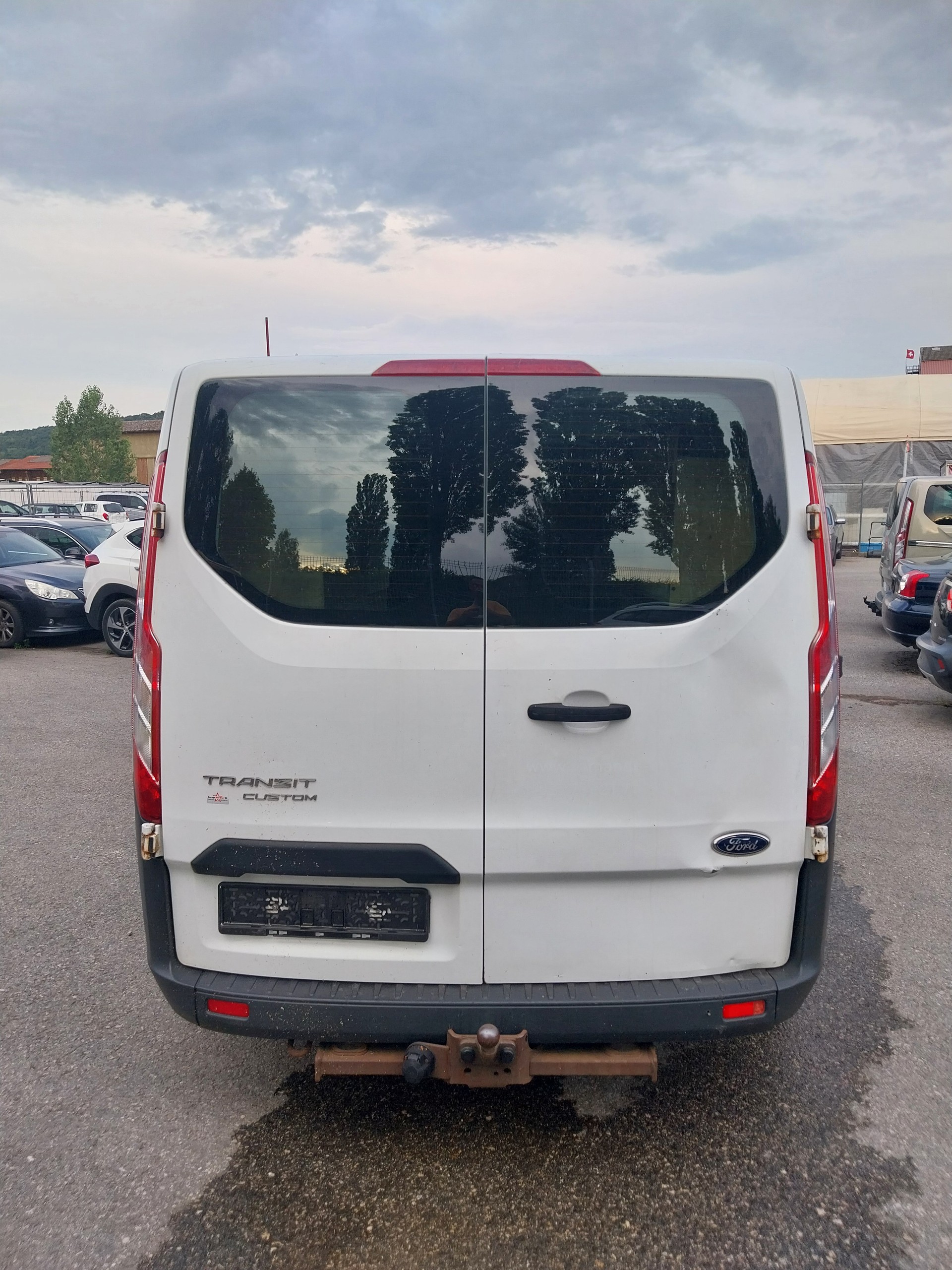 FORD Transit Custom Van 250 L1H1 Ambiente-image-4