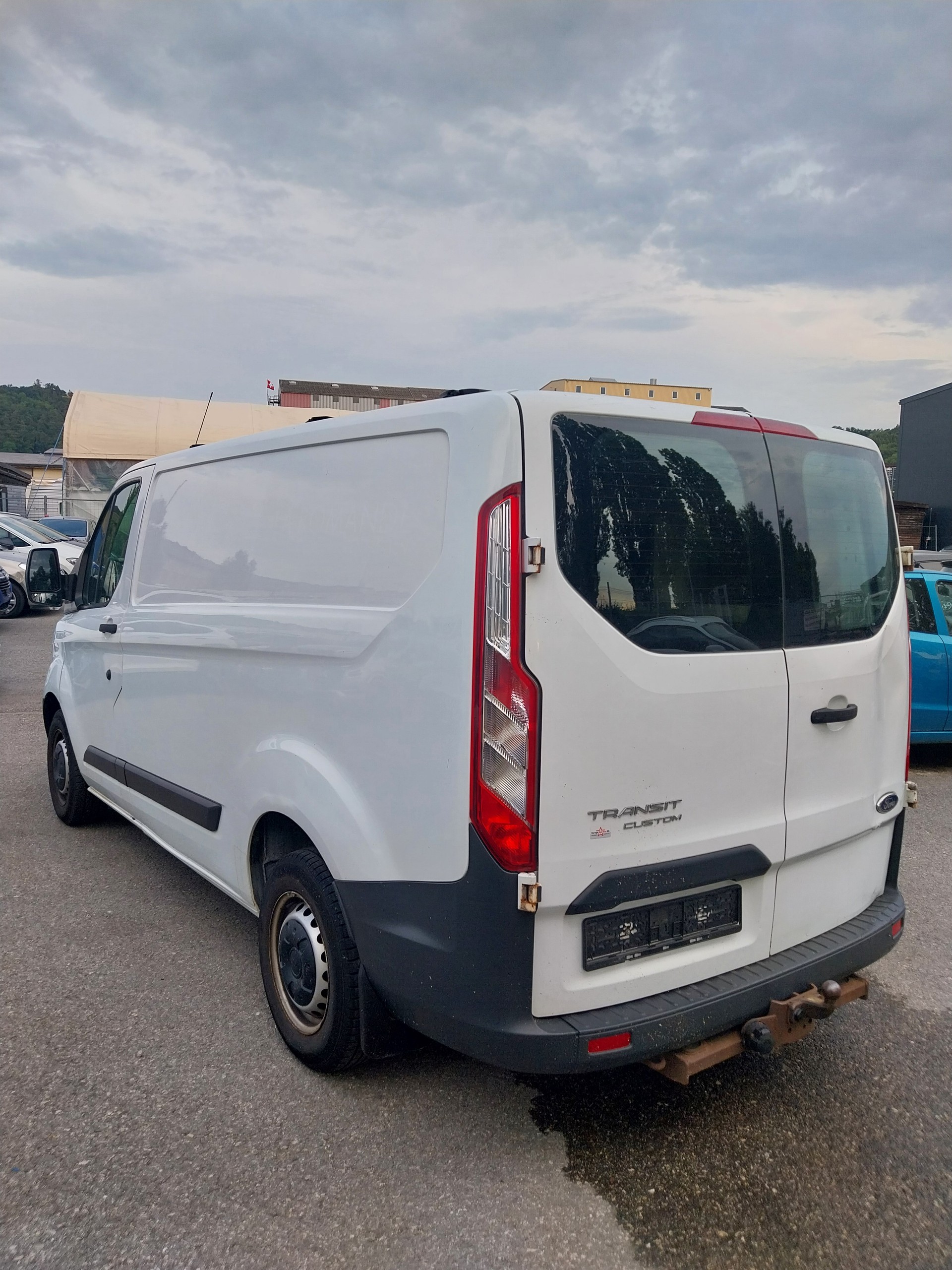 FORD Transit Custom Van 250 L1H1 Ambiente-image-5