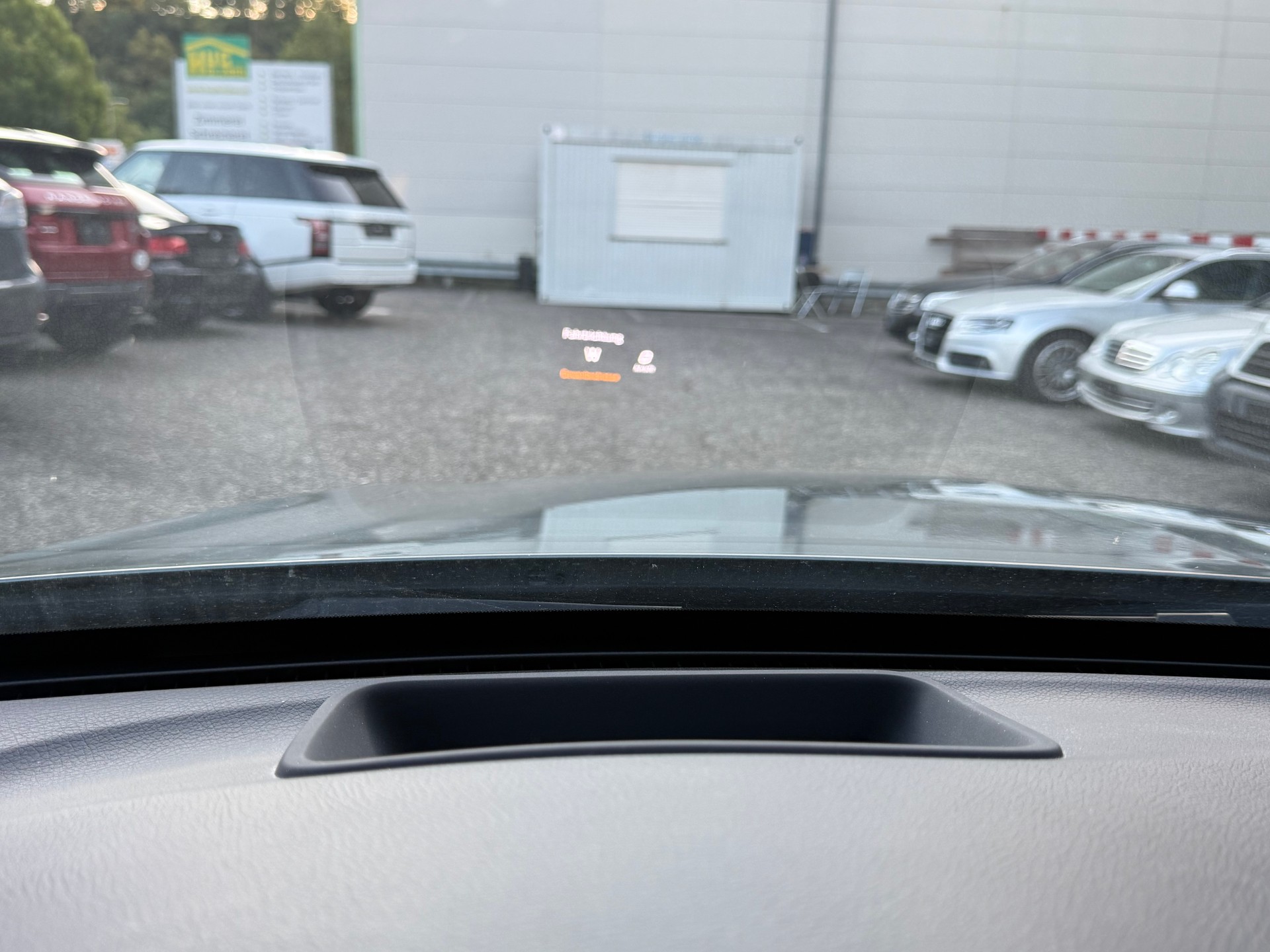 MERCEDES-BENZ C 200 AMG Line 4Matic 7G-Tronic-image-11