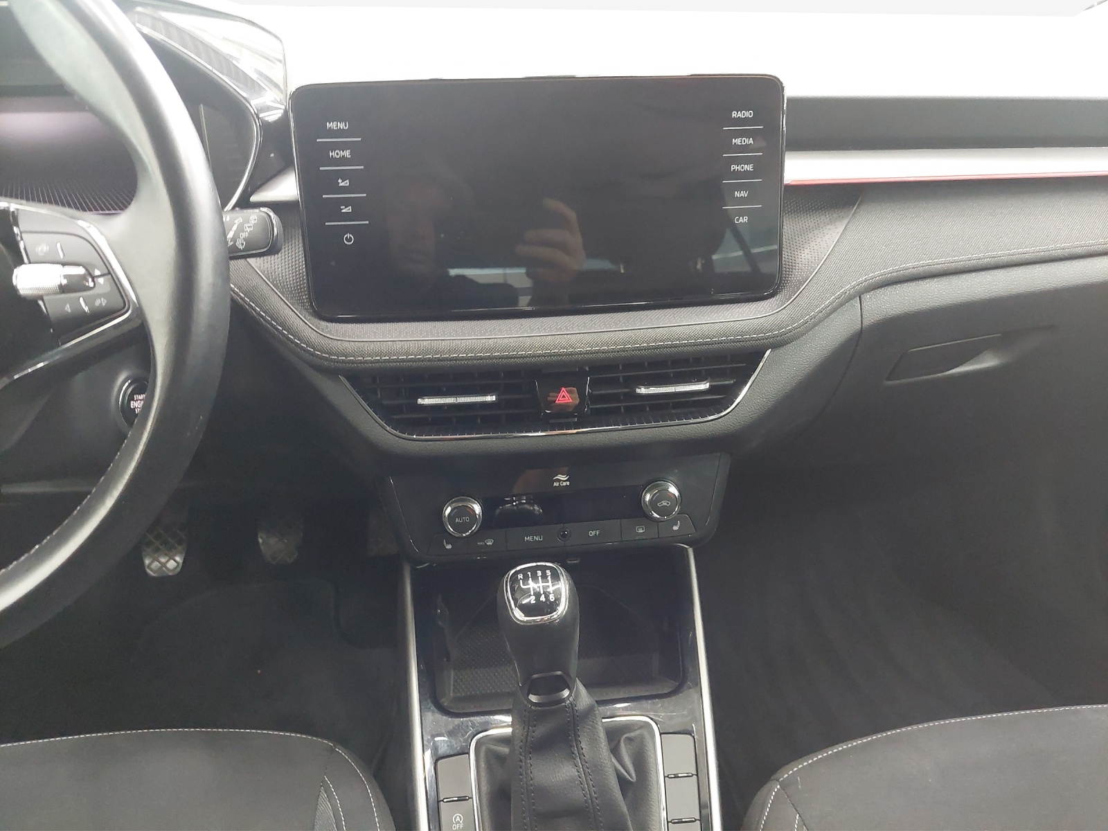 SKODA Fabia 1.0 TSI Style-image-10